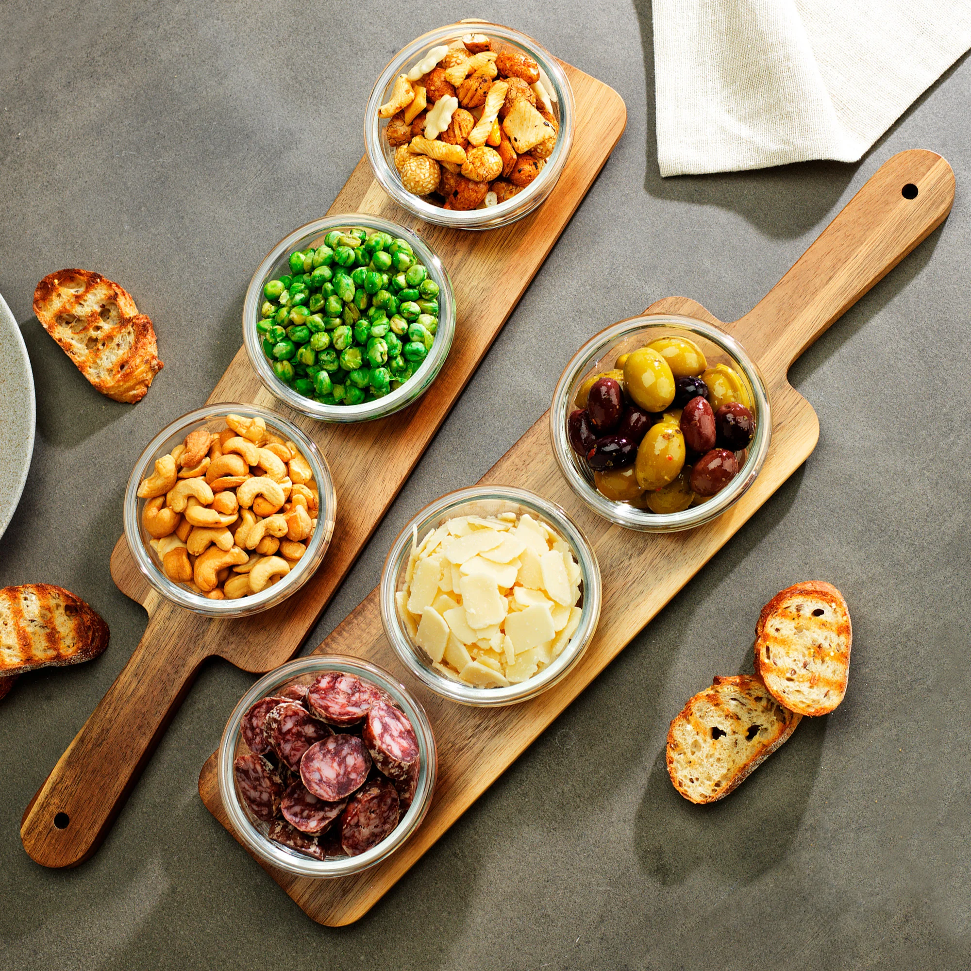 HOME ESSENTIALS SERVING BOARDS 8 PIECE