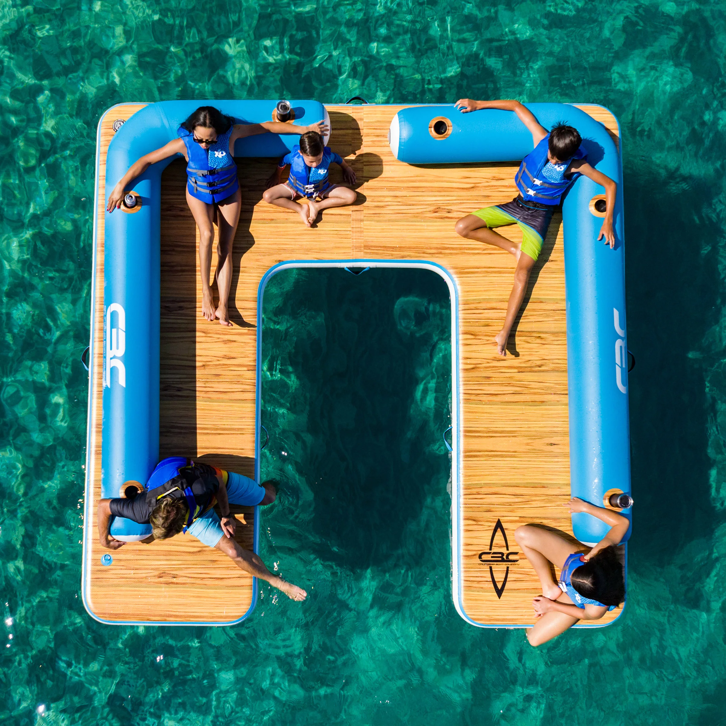 CALIFORNIA BOAT CO. INFLATABLE WATER LOUNGE/ISLAND 11.5'