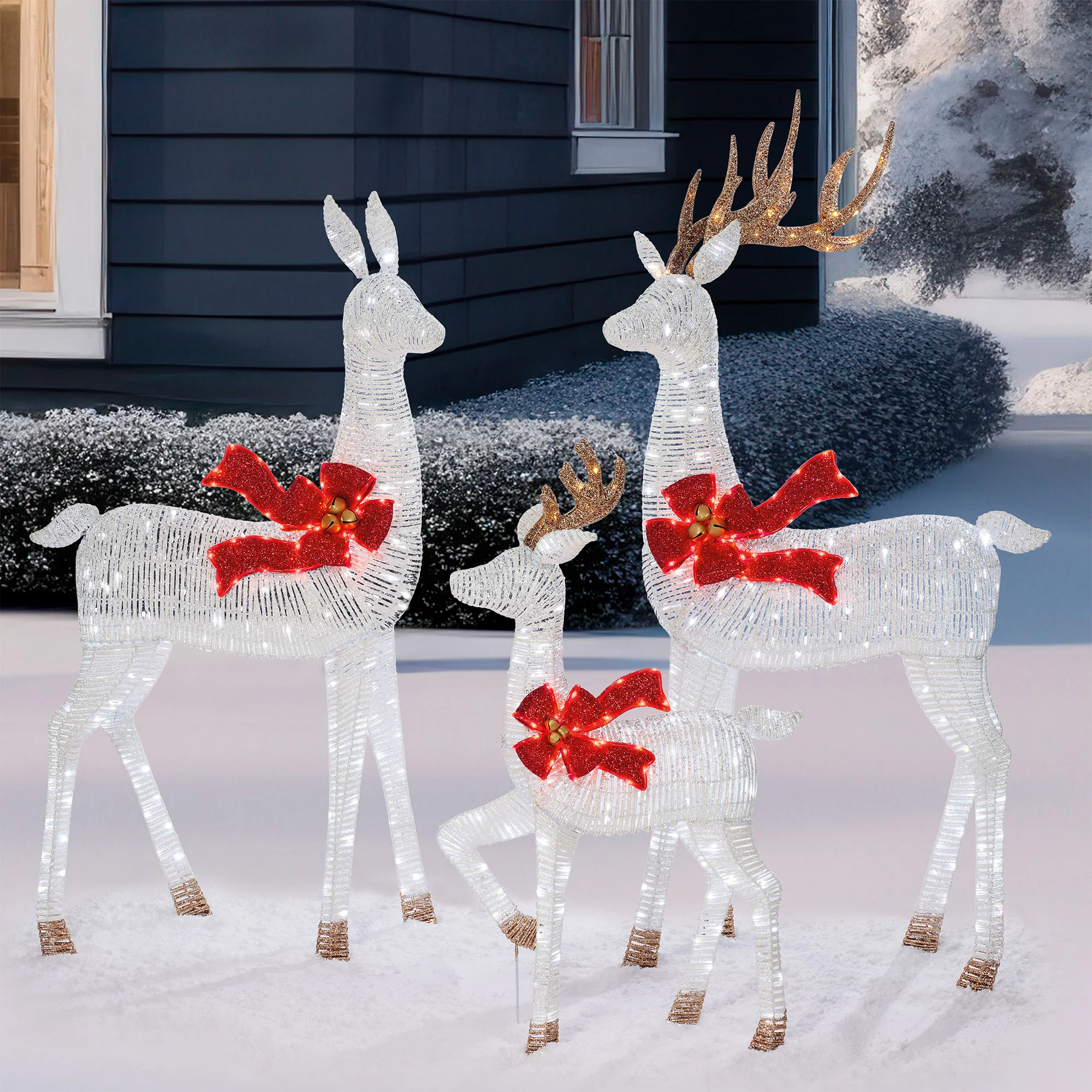 OUTDOOR DEER FAMILY WITH LED LIGHTS SET OF 3