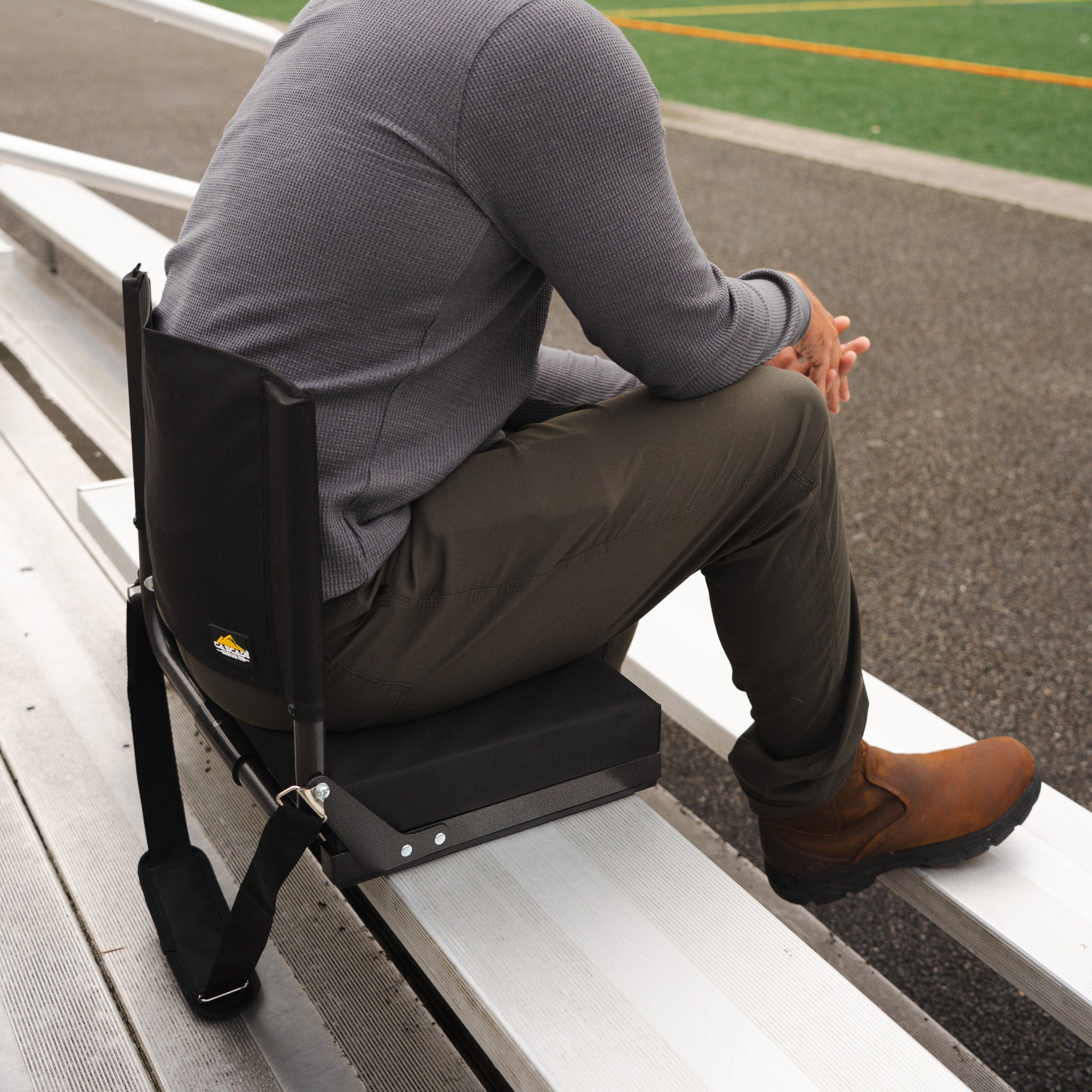 CASCADE MOUNTAIN TECH ALUMINUM STADIUM SEAT