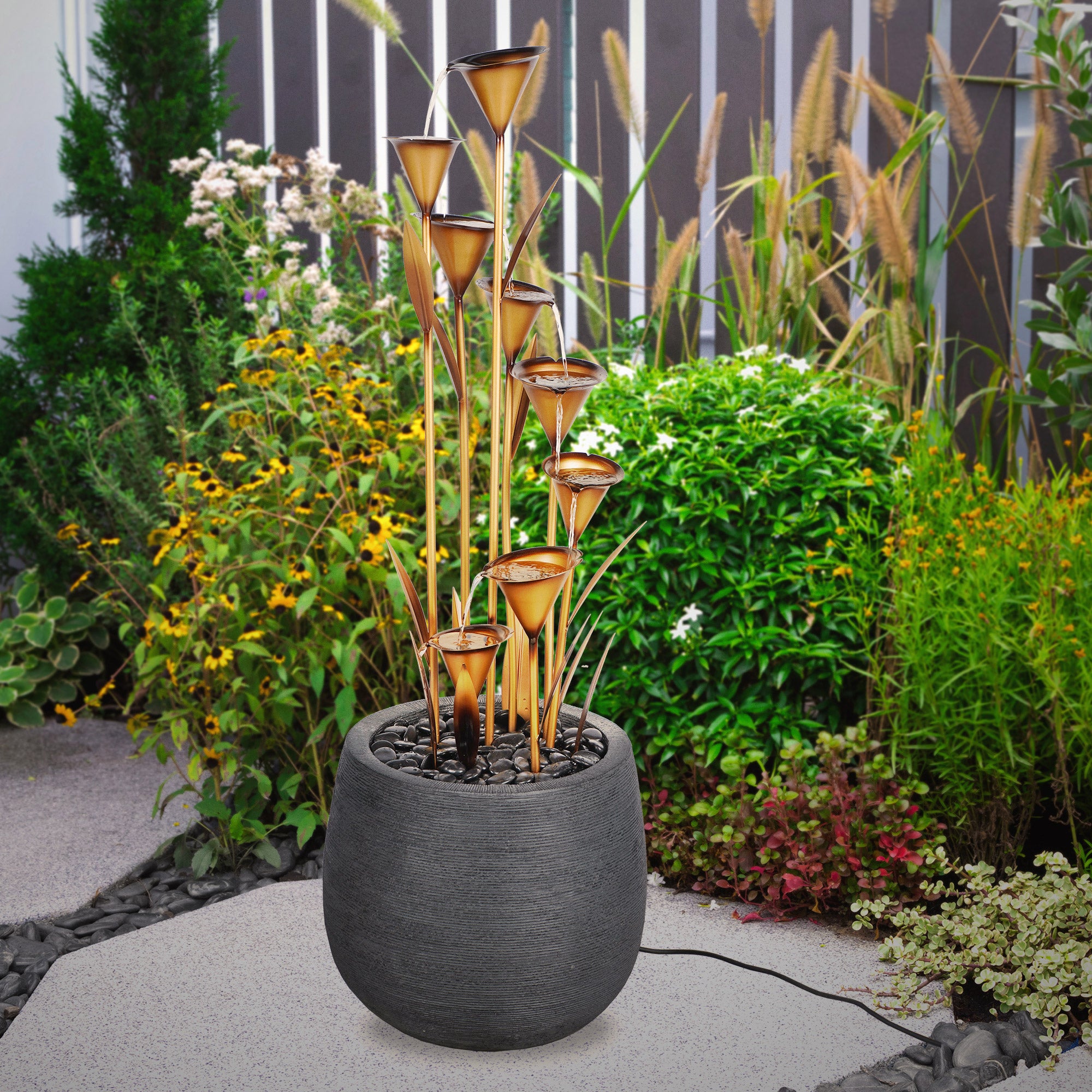 BOND CALLA LILY FOUNTAIN - Image 1