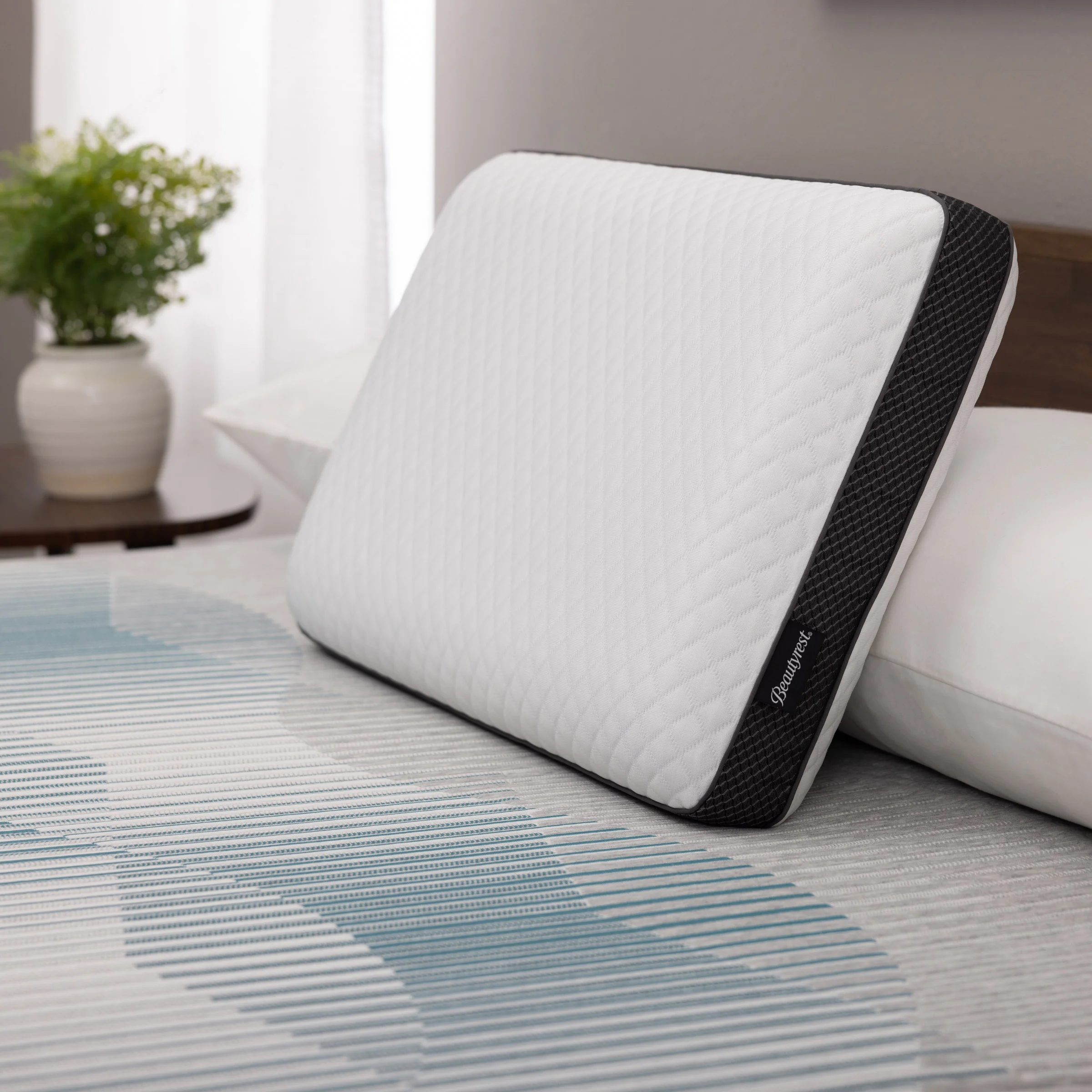 BEAUTYREST CARBON FIBER AQUA COOL PILLOW