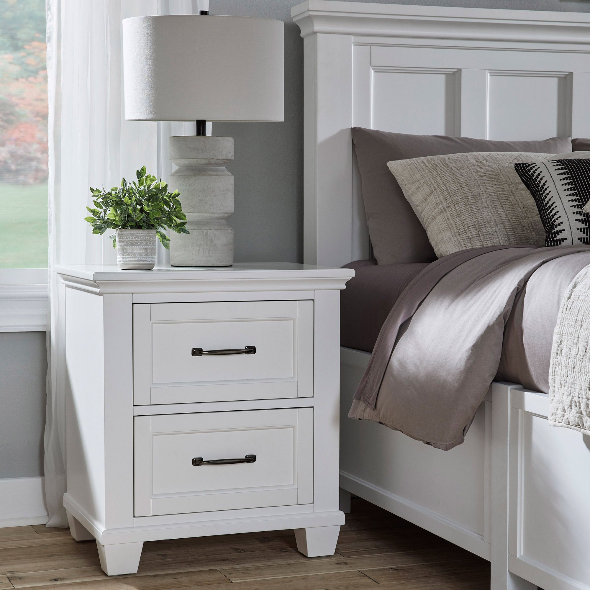 ROSE NIGHTSTAND