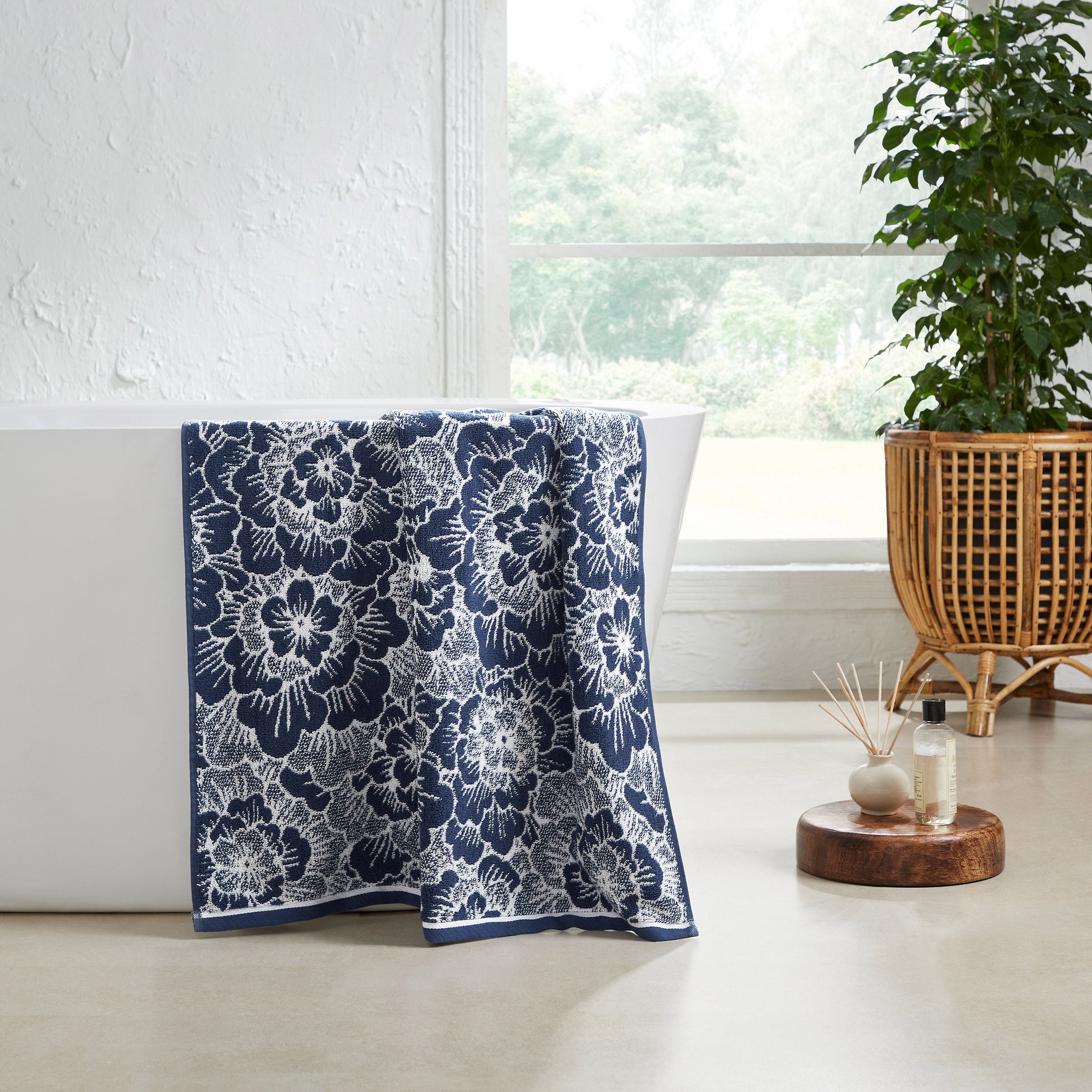 FLORAL YARN DYED JACQUARD TOWEL ASSORTED COLORS