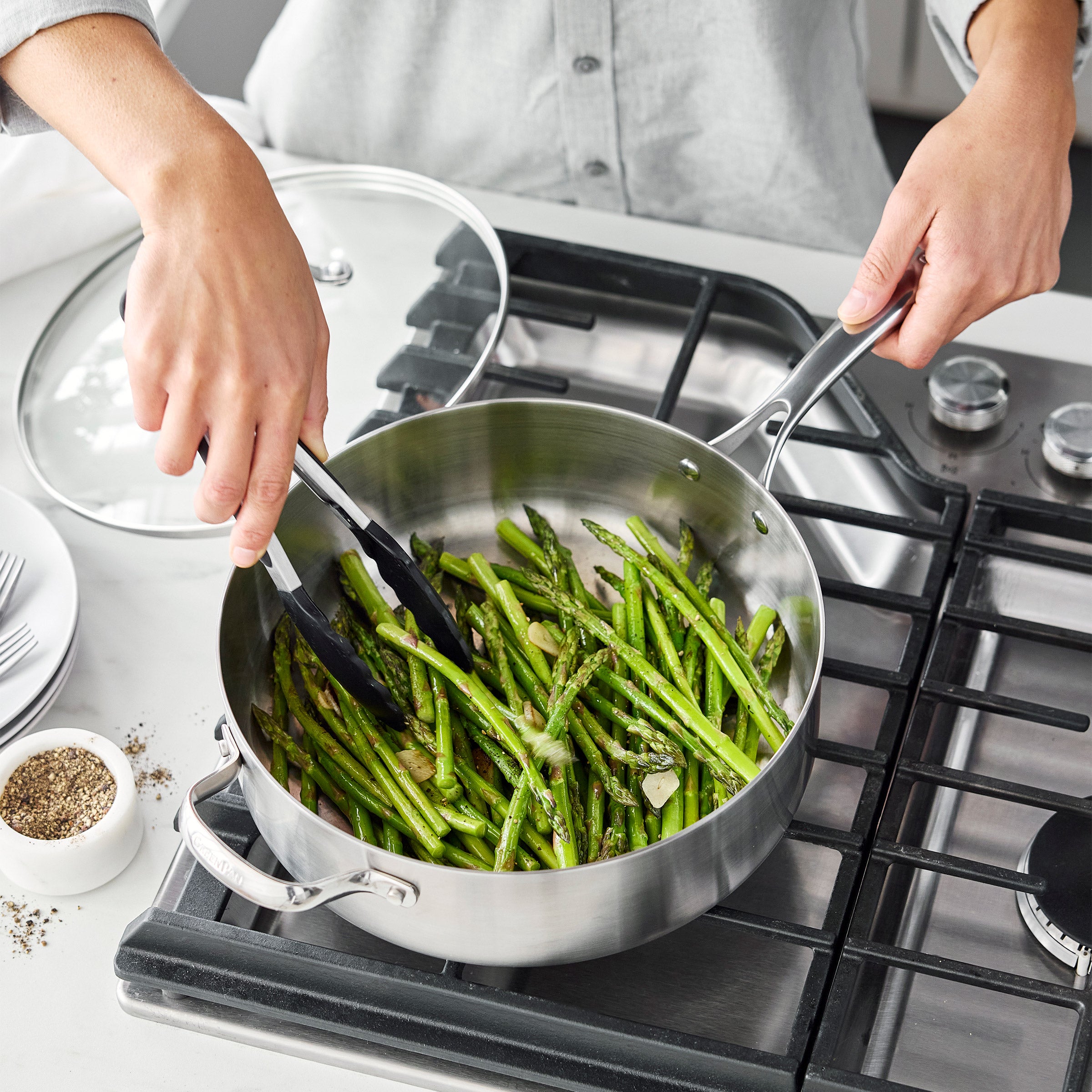 GREENPAN SUPERIOR 5 QUART WITH LID - Image 1