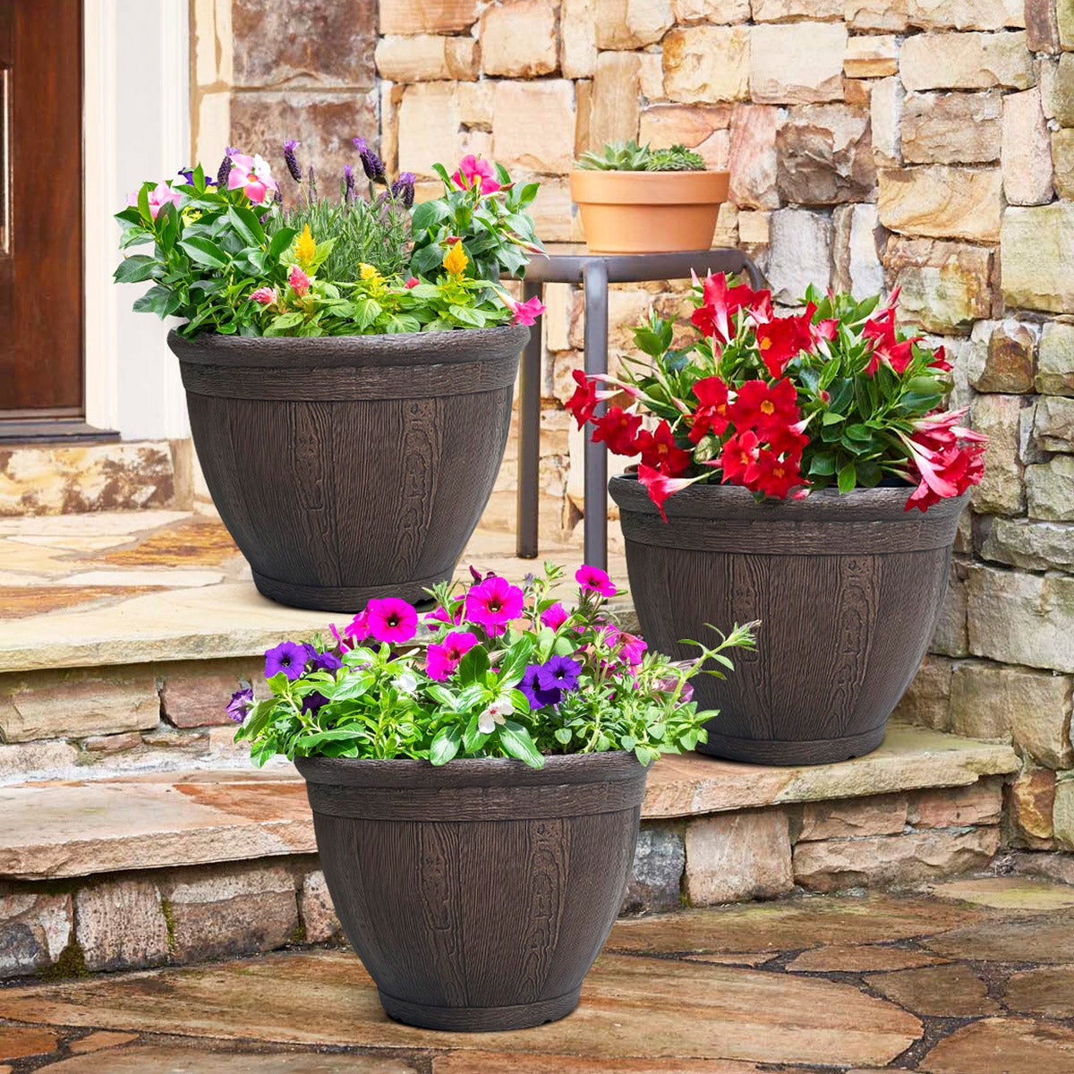 SOUTHERN PATIO TIBOT RESIN PLANTER 3PK