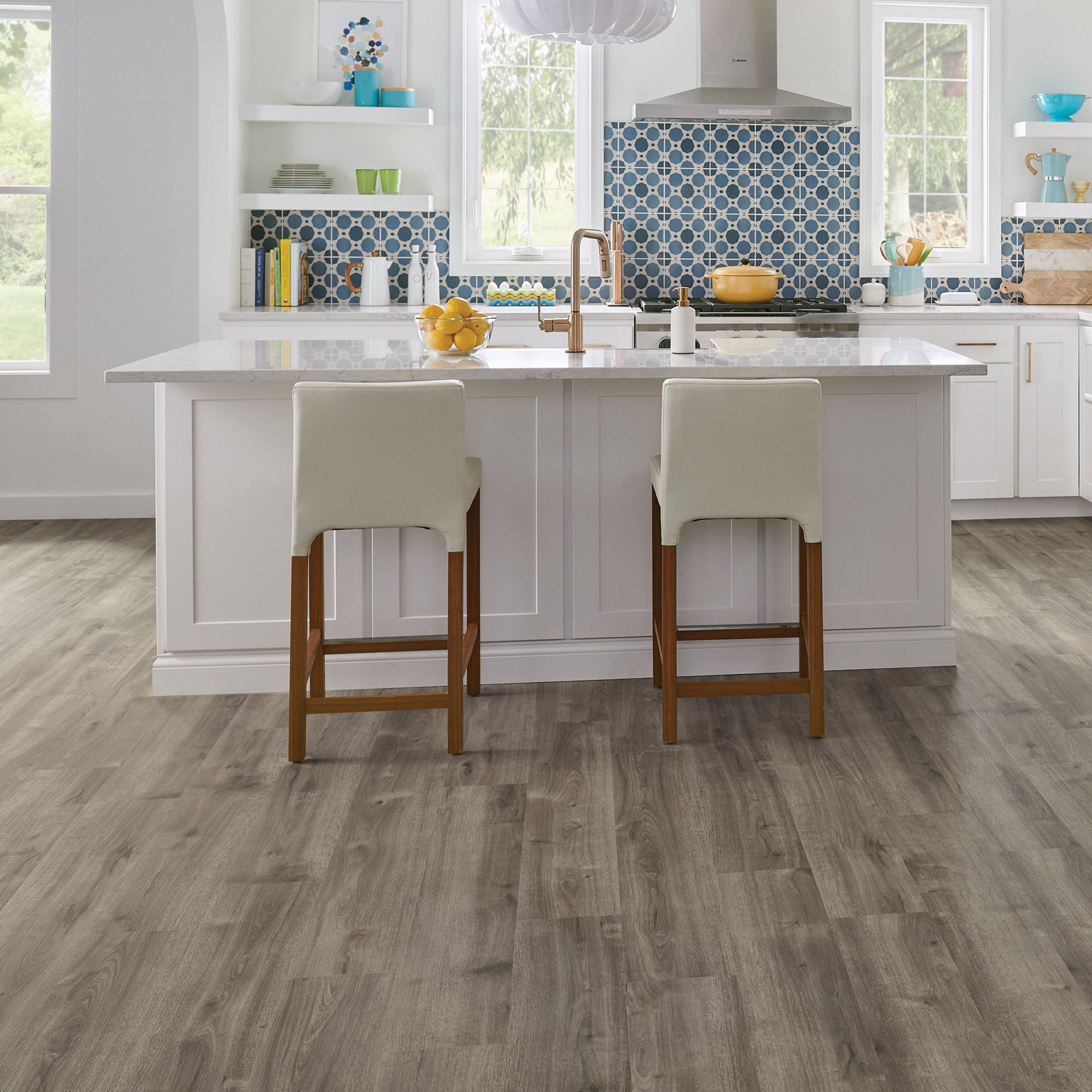 MOHAWK HOME RIGID VINYL FLOORING BAY BRIDGE OAK ^ - Image 1
