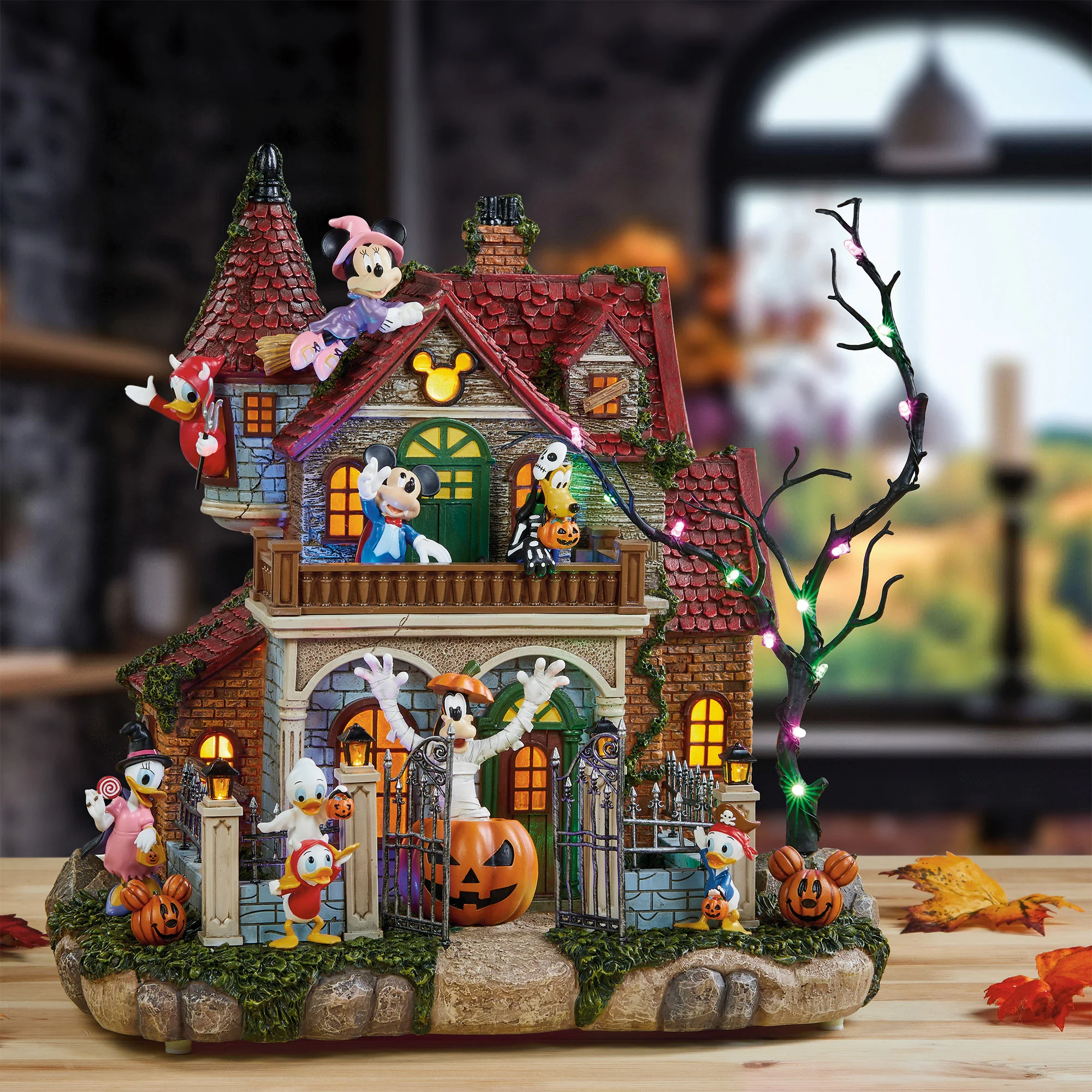 DISNEY 12¨ PARTY HOUSE WITH LIGHTS AND MUSIC - Image 1