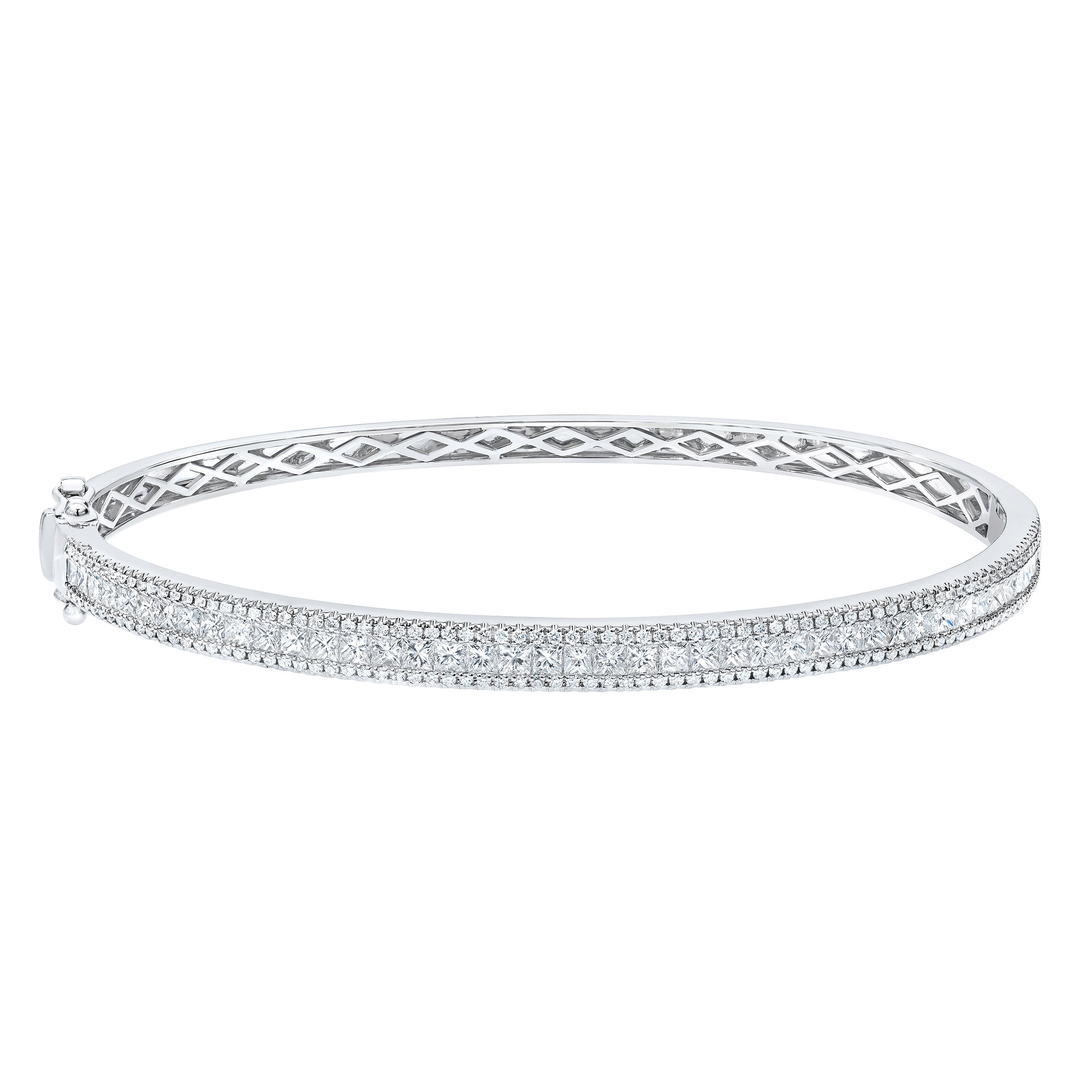 14KT WHITE GOLD VS2 I 2.45CTW ROUND AND PEAR BANGLE - Image 1
