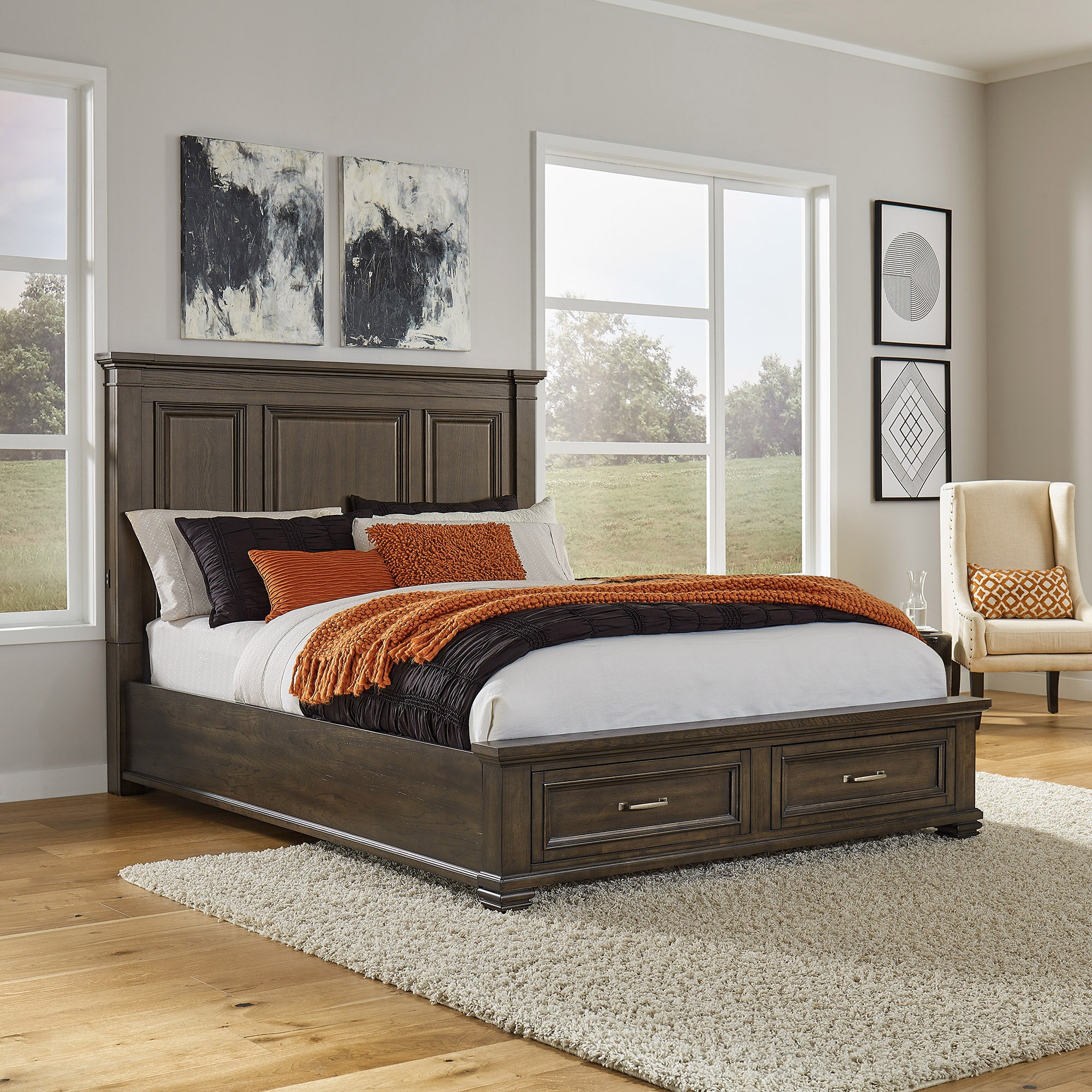 UNIVERSAL BROADMOORE MENDOCINO QUEEN BED - Image 1