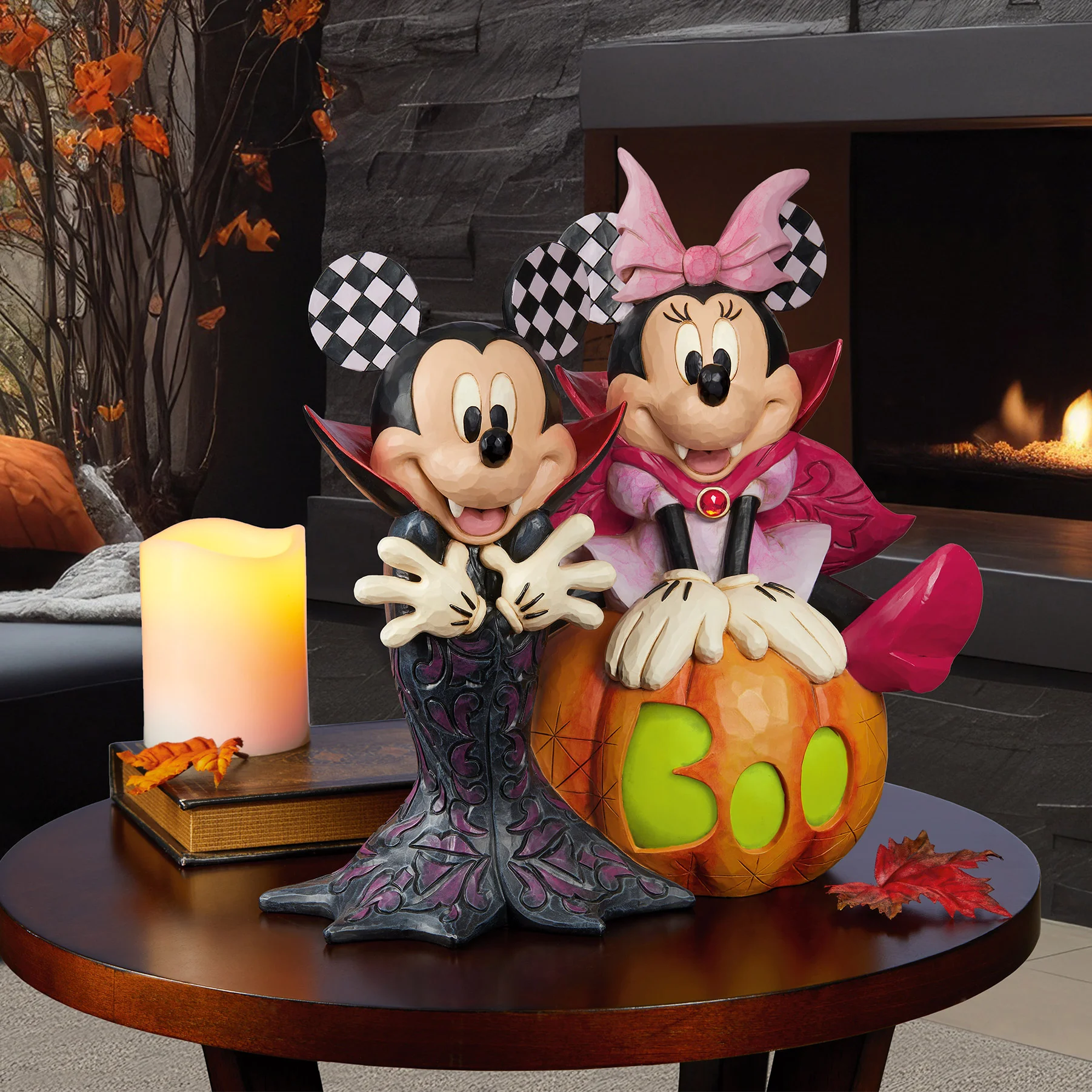 JIM SHORE DISNEY MICKEY & MINNIE PUMPKIN