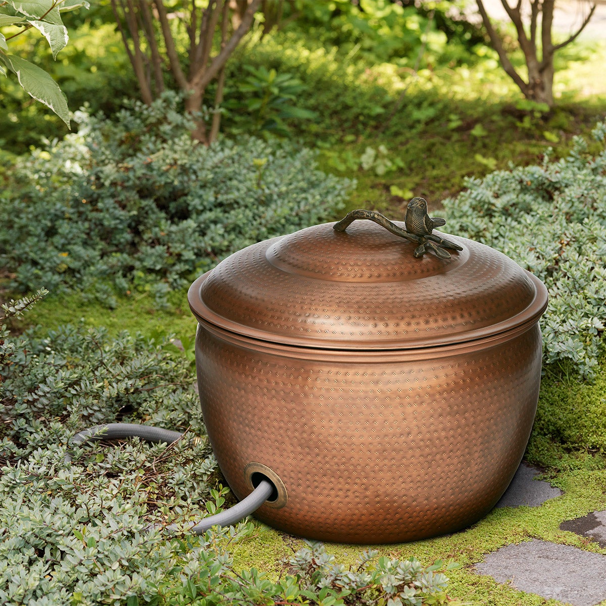 HAND HAMMERED COPPER PLATED HOSE POT W/ LID ACCOMODATES 100FT HOSE