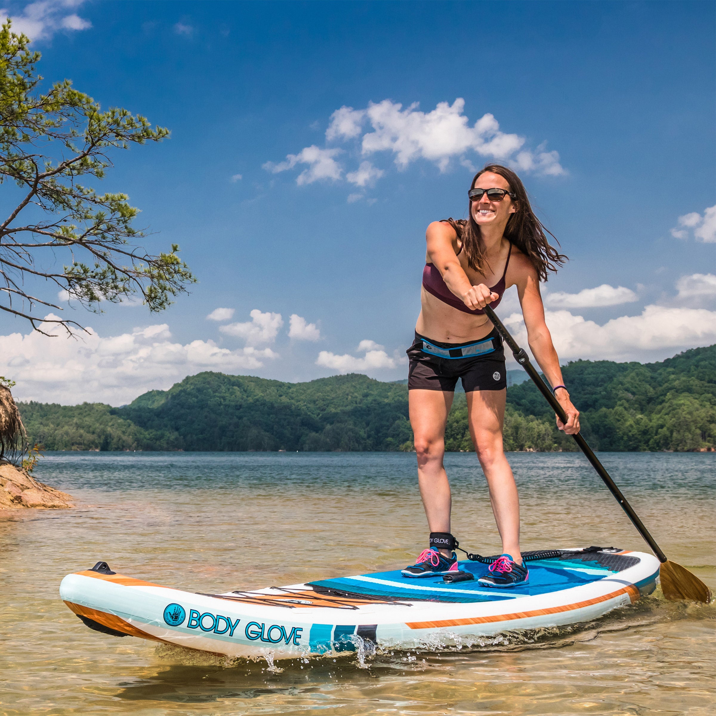 BODY GLOVE 11' INFLATABLE STAND- UP PADDLE BOARD - Image 1