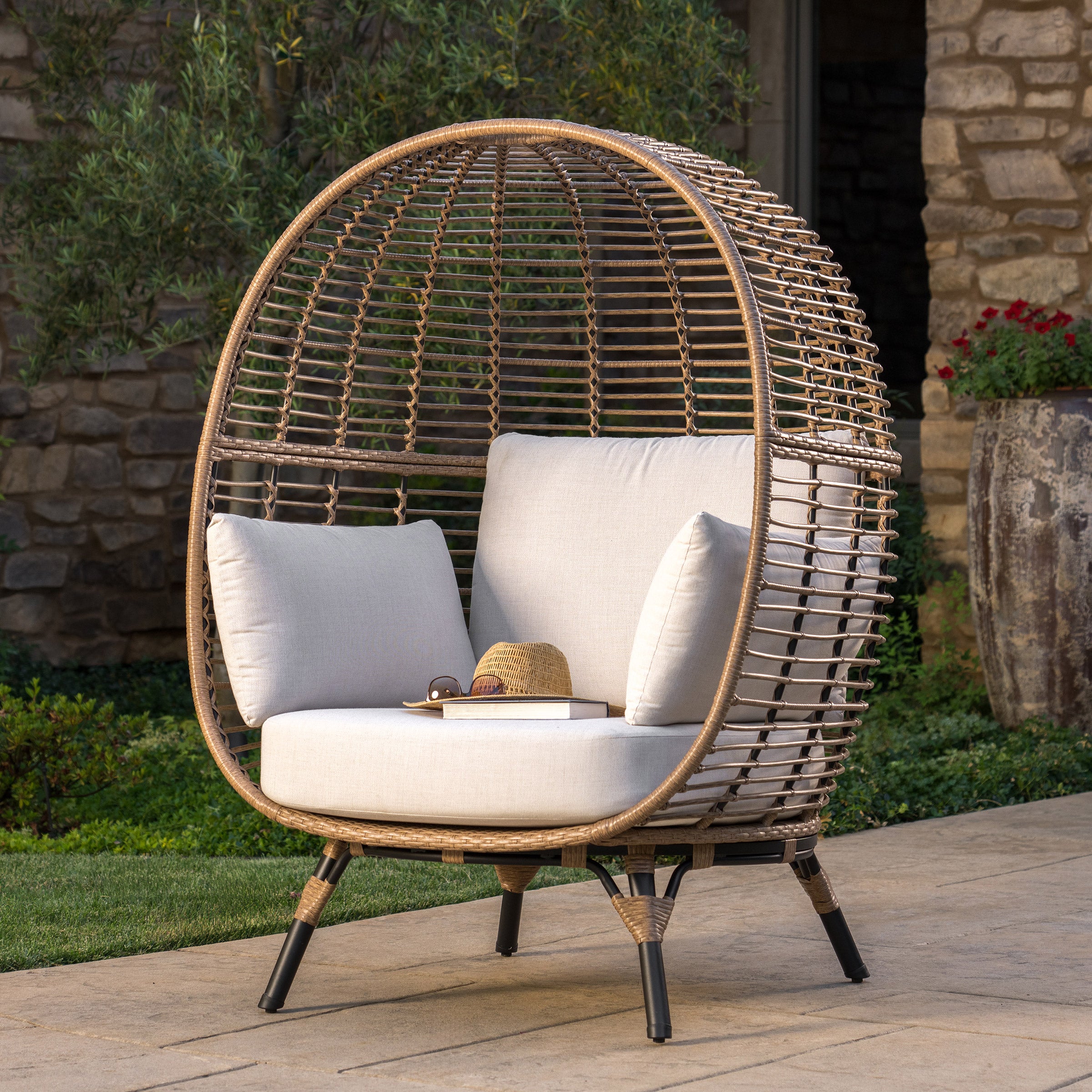 SUNVILLA EGG STYLE CHAIR
