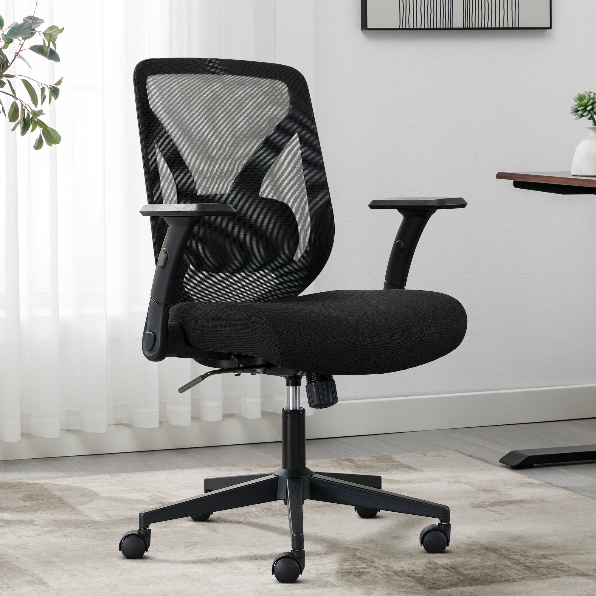 TRUE INNOVATIONS MESH CHAIR