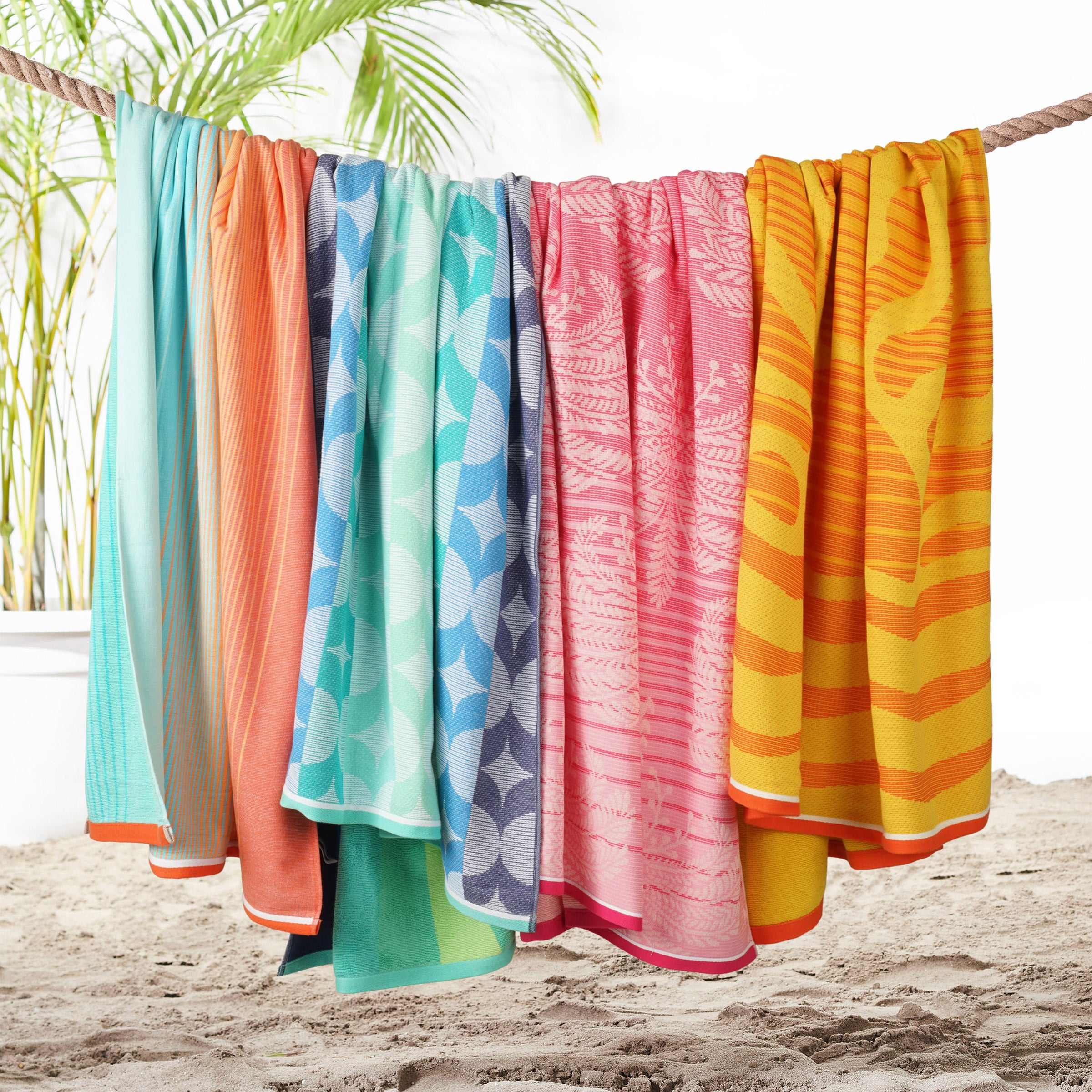 FOUTA BEACH TOWEL 40¨ X 72¨ ASSORTED DESIGNS - Image 1