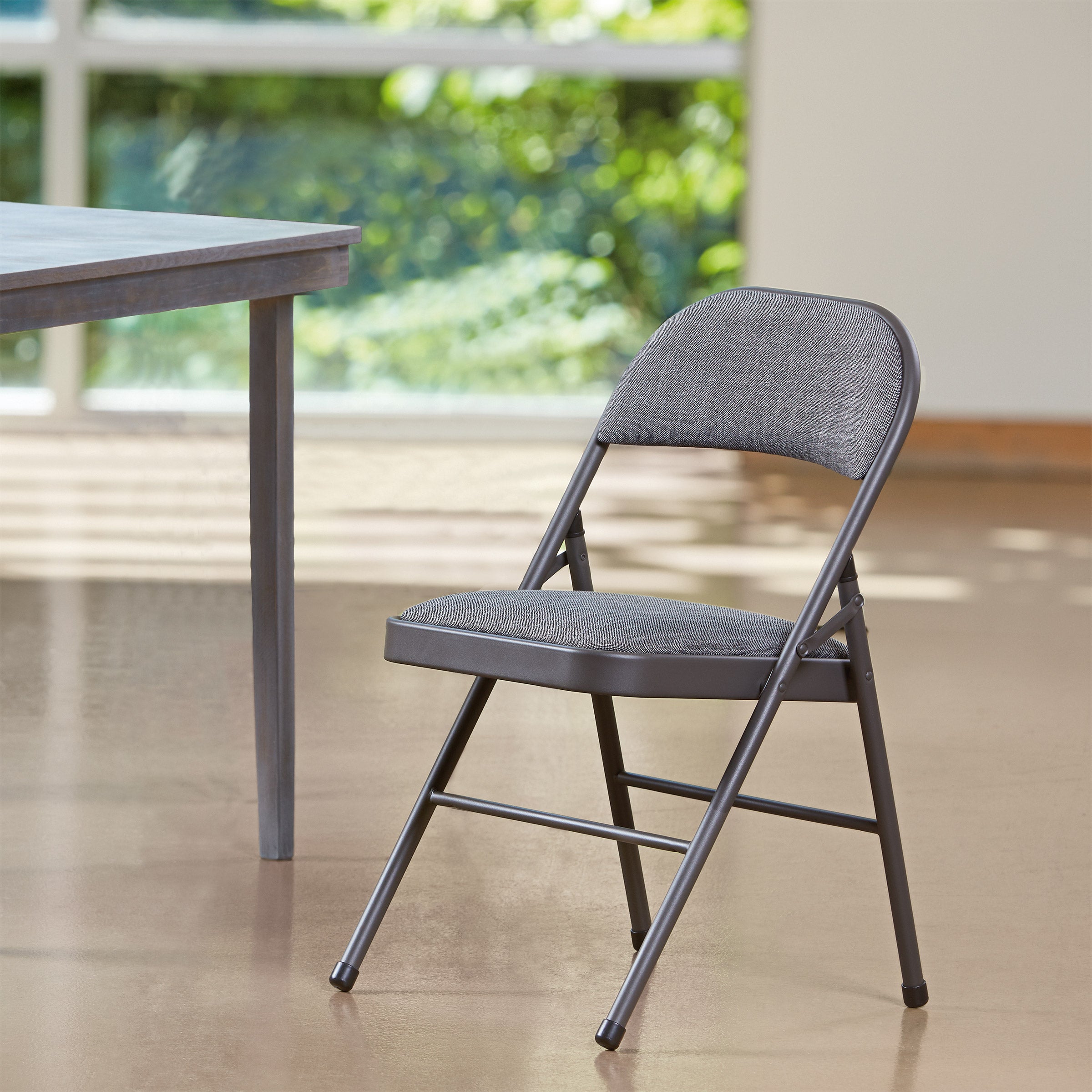 MAXCHIEF DELUXE FOLDING CHAIR PADDED / UPHOLSTERED
