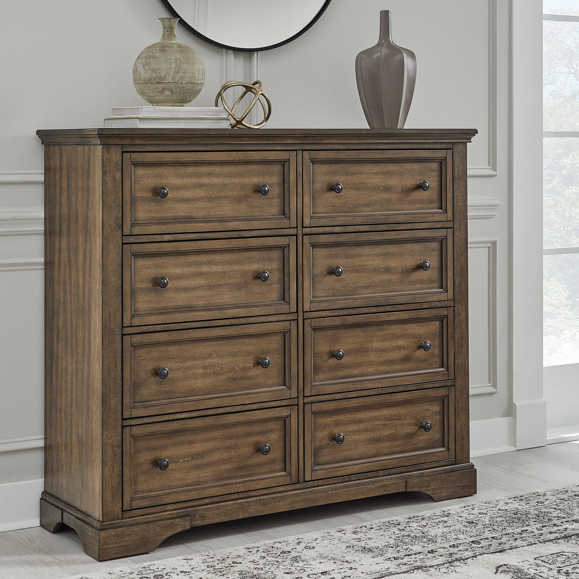 UNIVERSAL BROADMOORE CHARLEIGH 8 DRAWER CHEST - Image 1