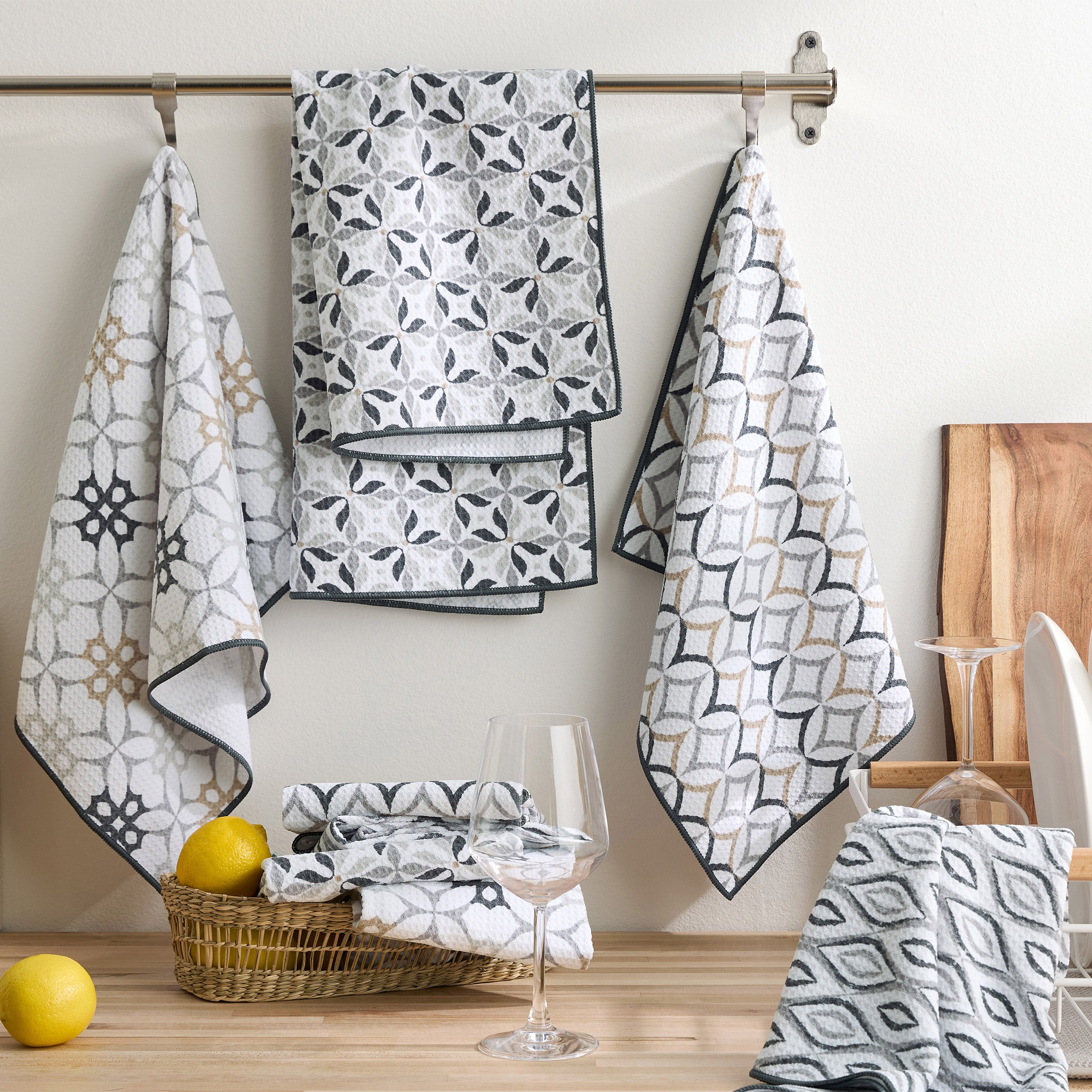 TOWN AND COUNTRY SUMMER MICROFIBER KITCHEN TOWELS