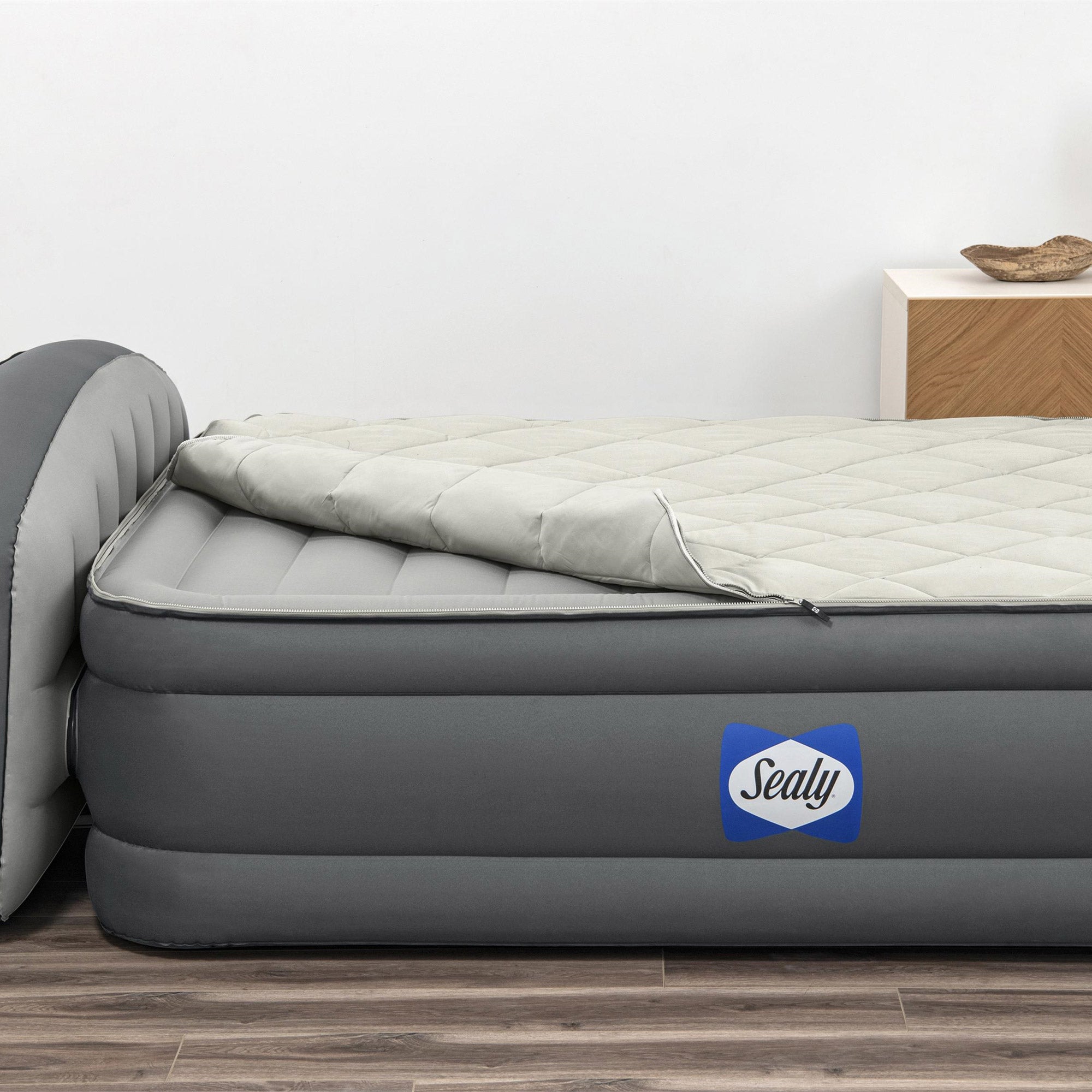 Sealy Queen Airbed with Headboard and Removable Duvet - $99.97 at Costco, image size:2000x2000