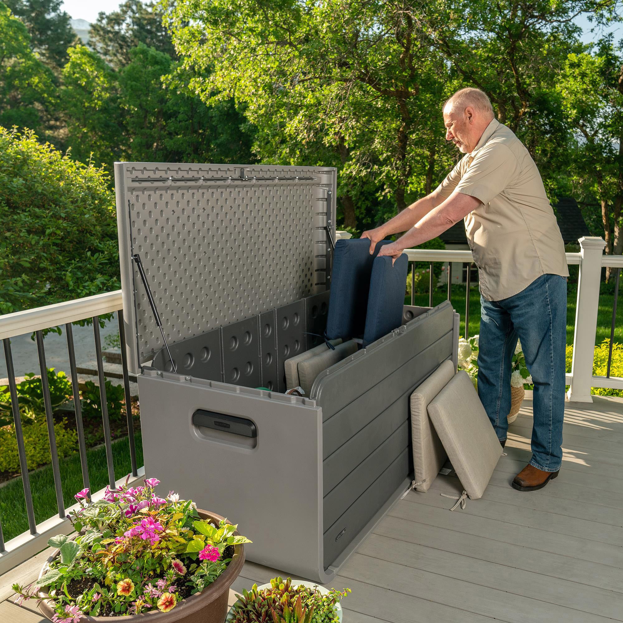 Lifetime 165 Gallon Modern Deck Box (#1713602) - $119.99 (down