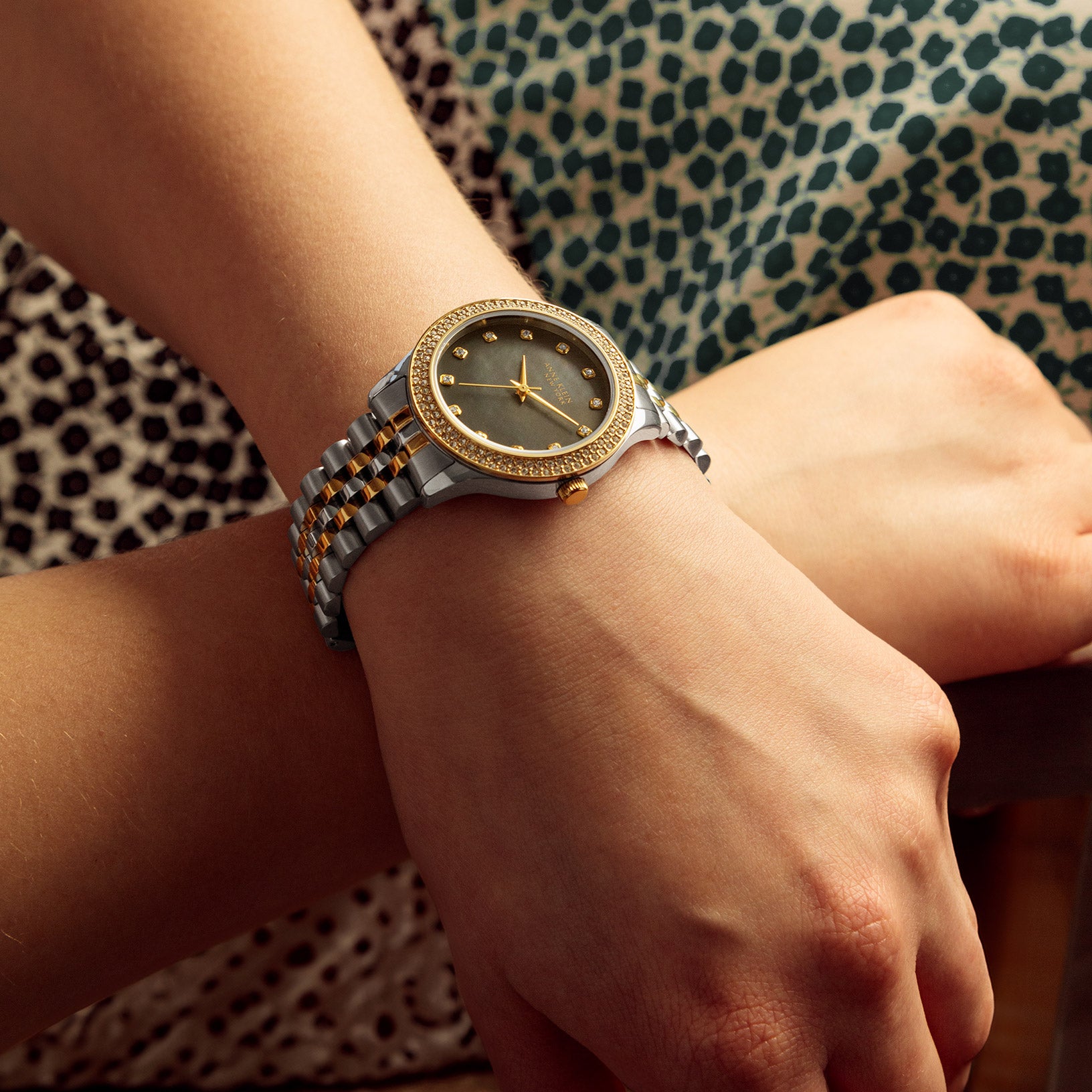 Anne Klein Silver Crystal Filigree Bracelet Watch/mother/pearl Octagonal Metal Bracelet Watch | Anne Klein main image 4