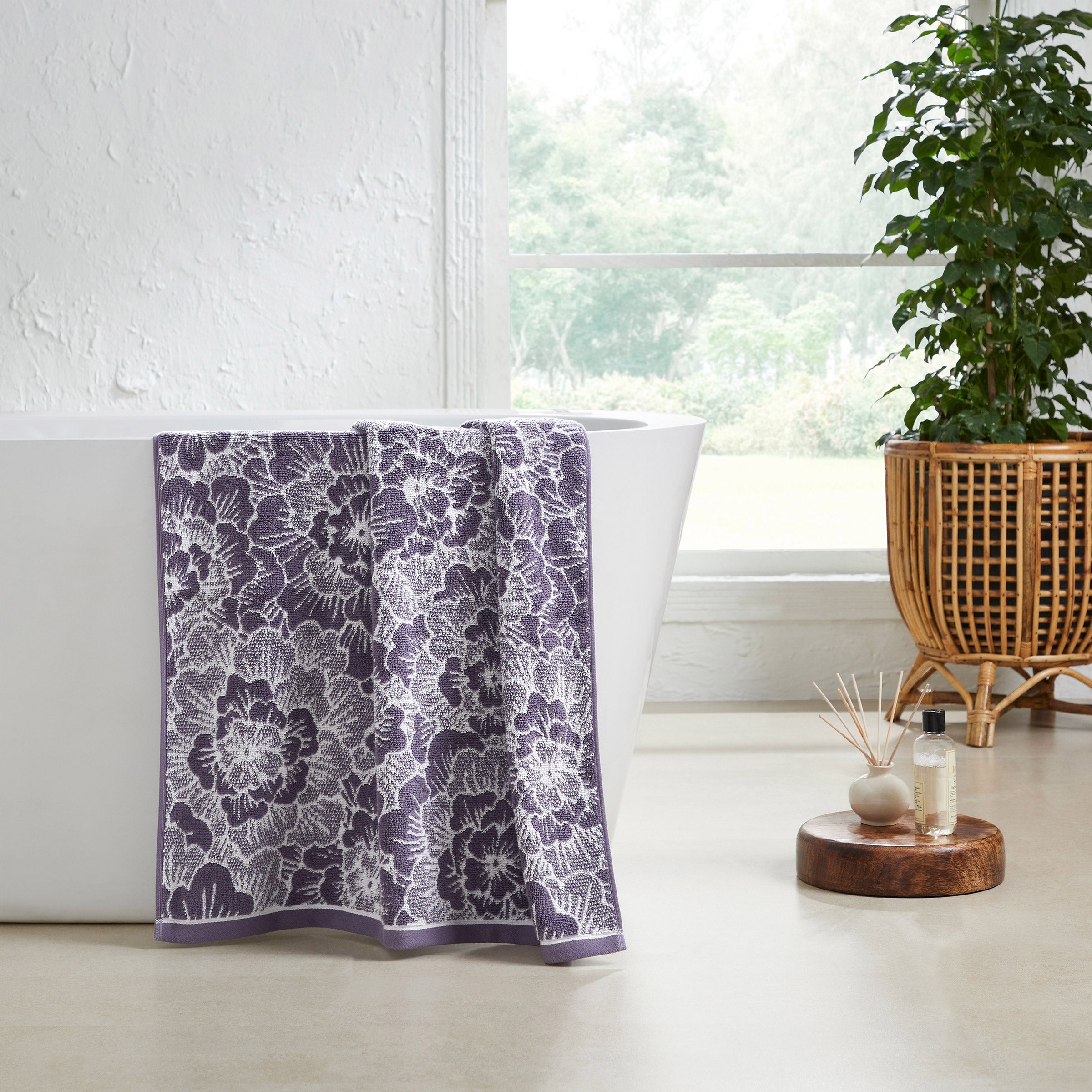 Floral Yarn Dyed Jacquard Towel, Assorted Colors (#1796220