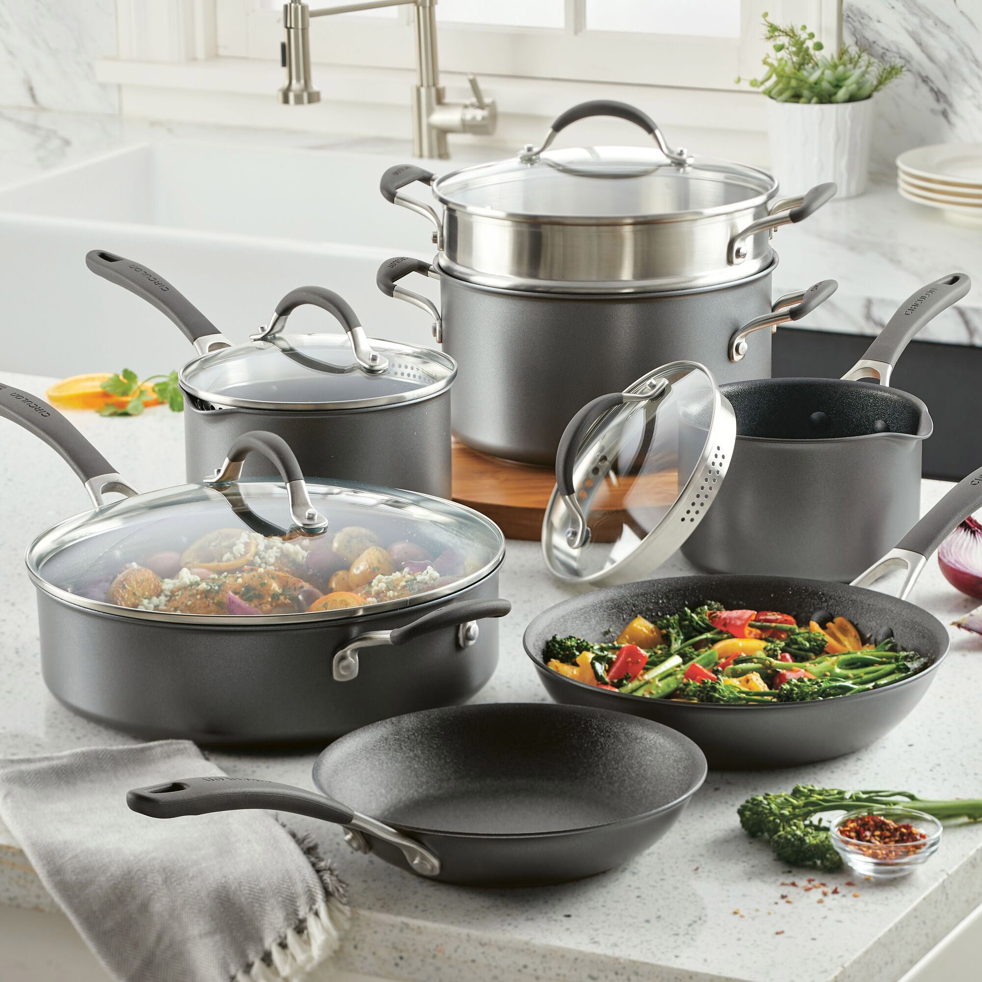 Circulon A1 ScratchDefense 11-Piece Cookware Set (#1735342