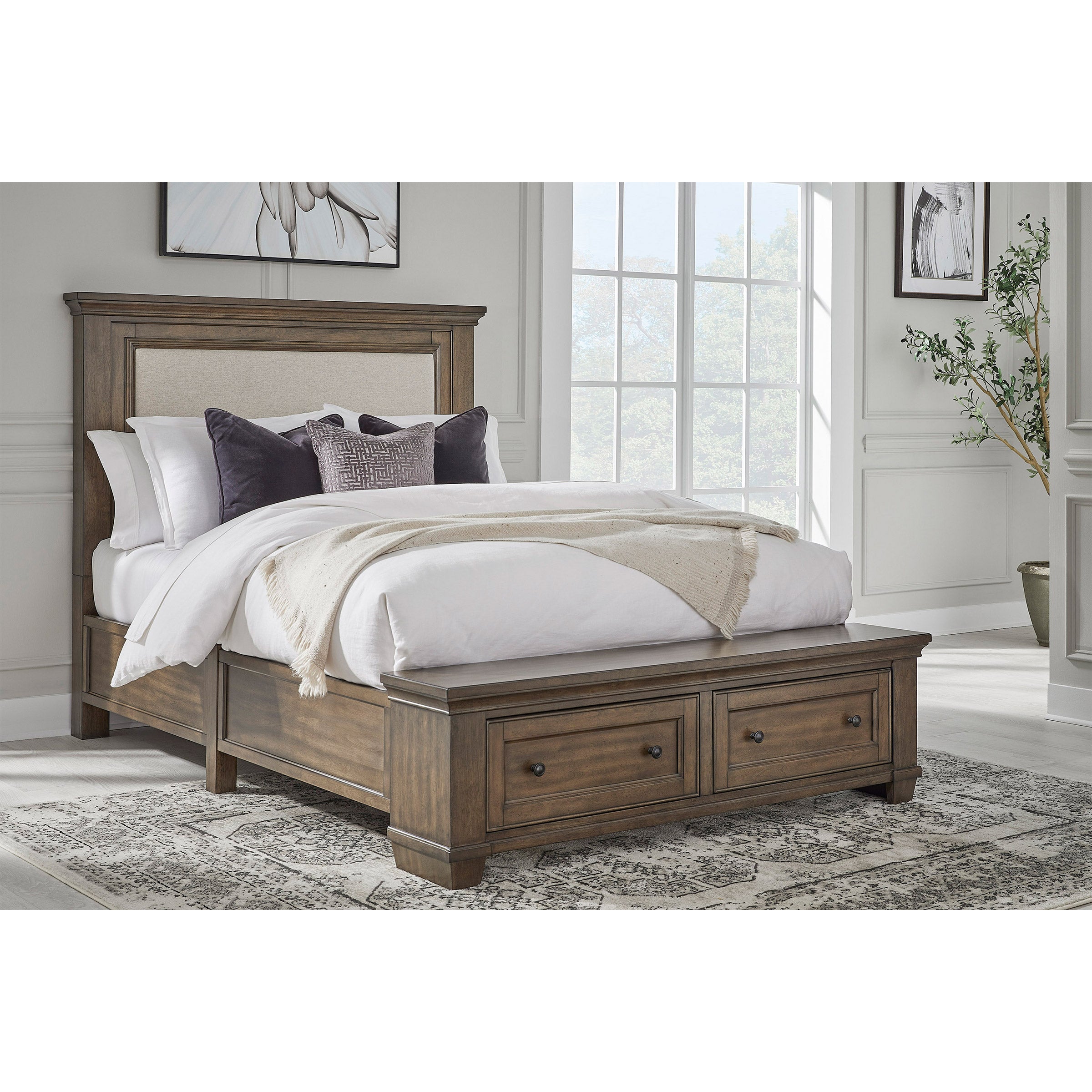 Universal Broadmoore Charleigh Queen Storage Bed (#1782841) - $749.99