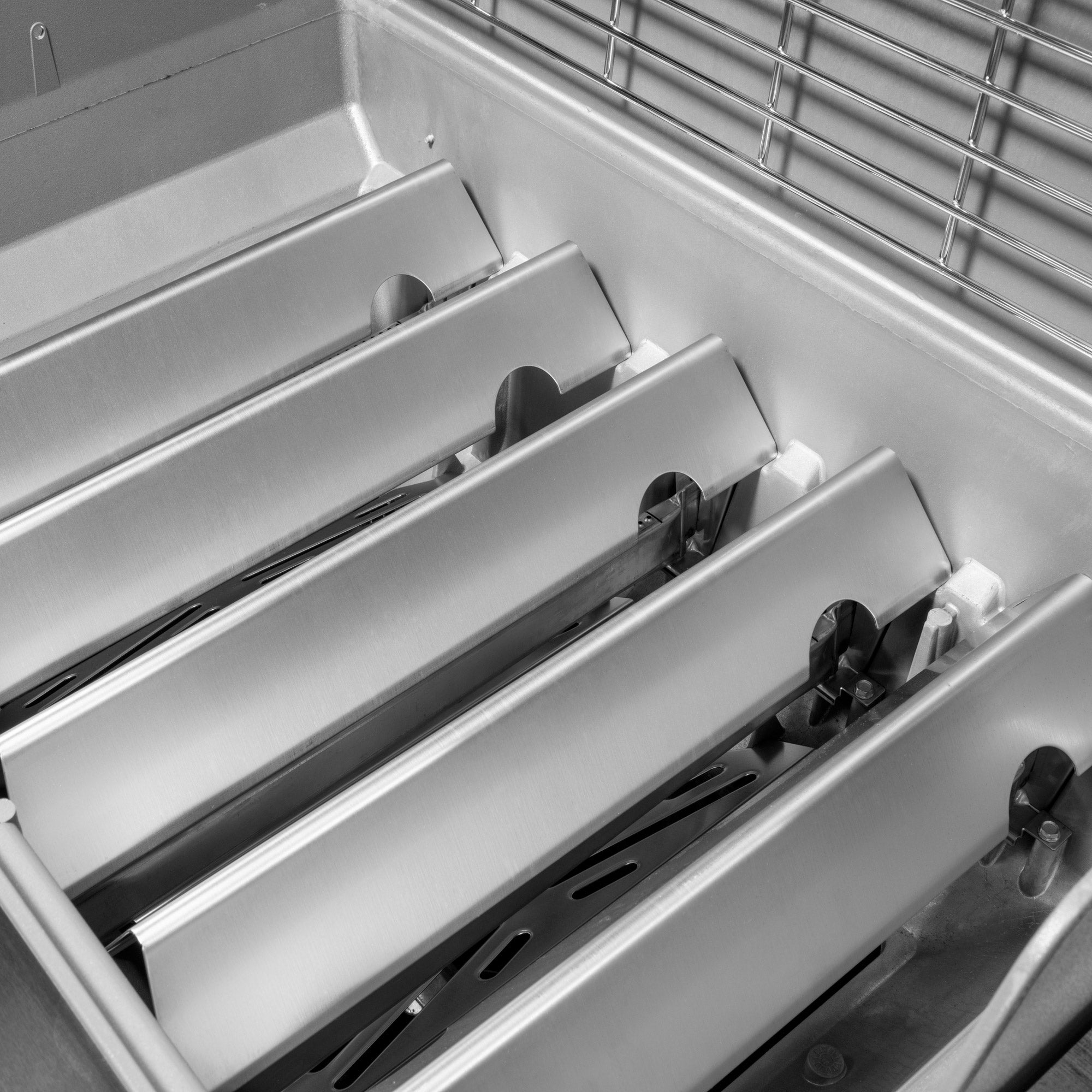 WEBER GENESIS II E335 GAS GRILL - Thumbnail 3