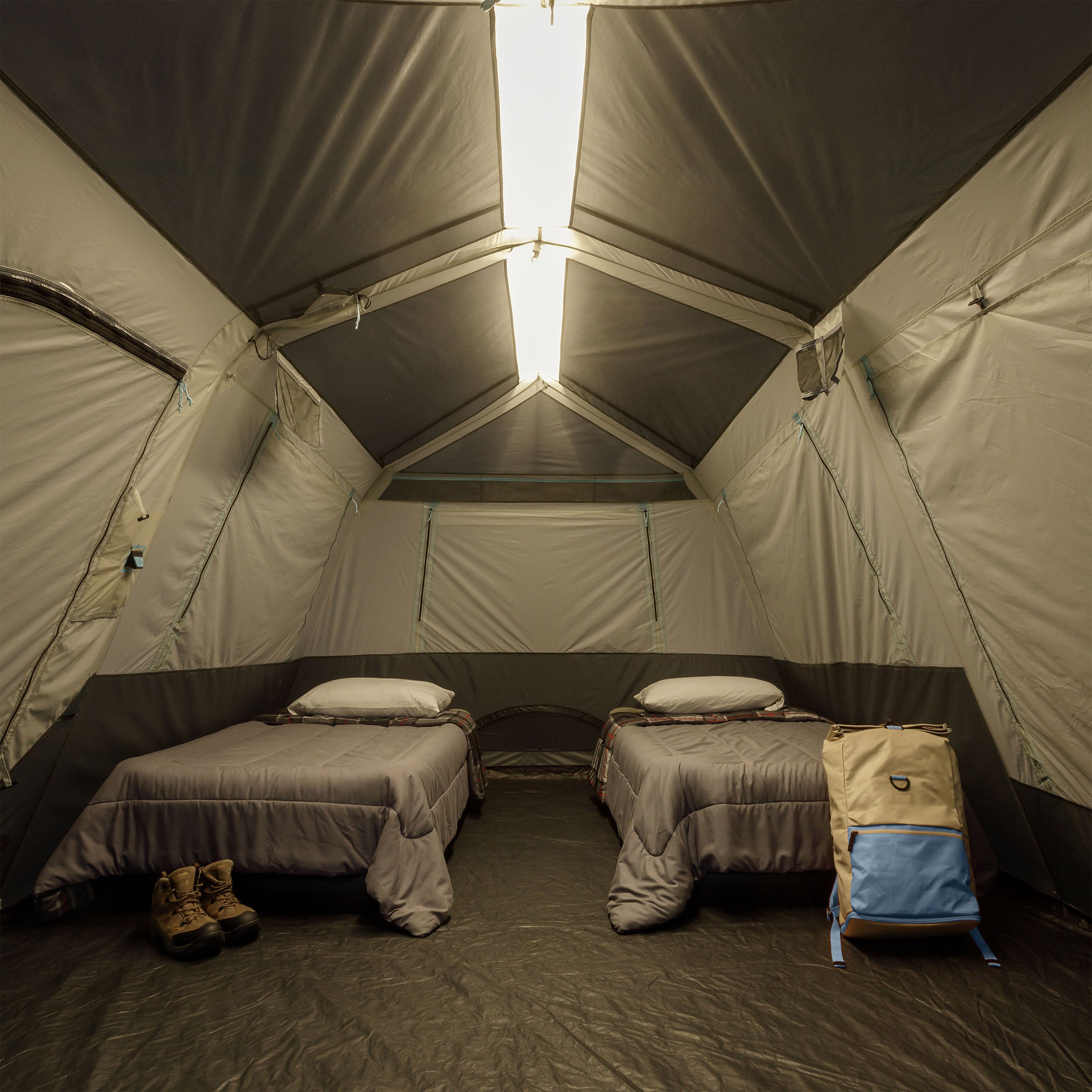 CORE 10-PERSON LIGHTED TENT WITH HALF-FLY - Thumbnail 8