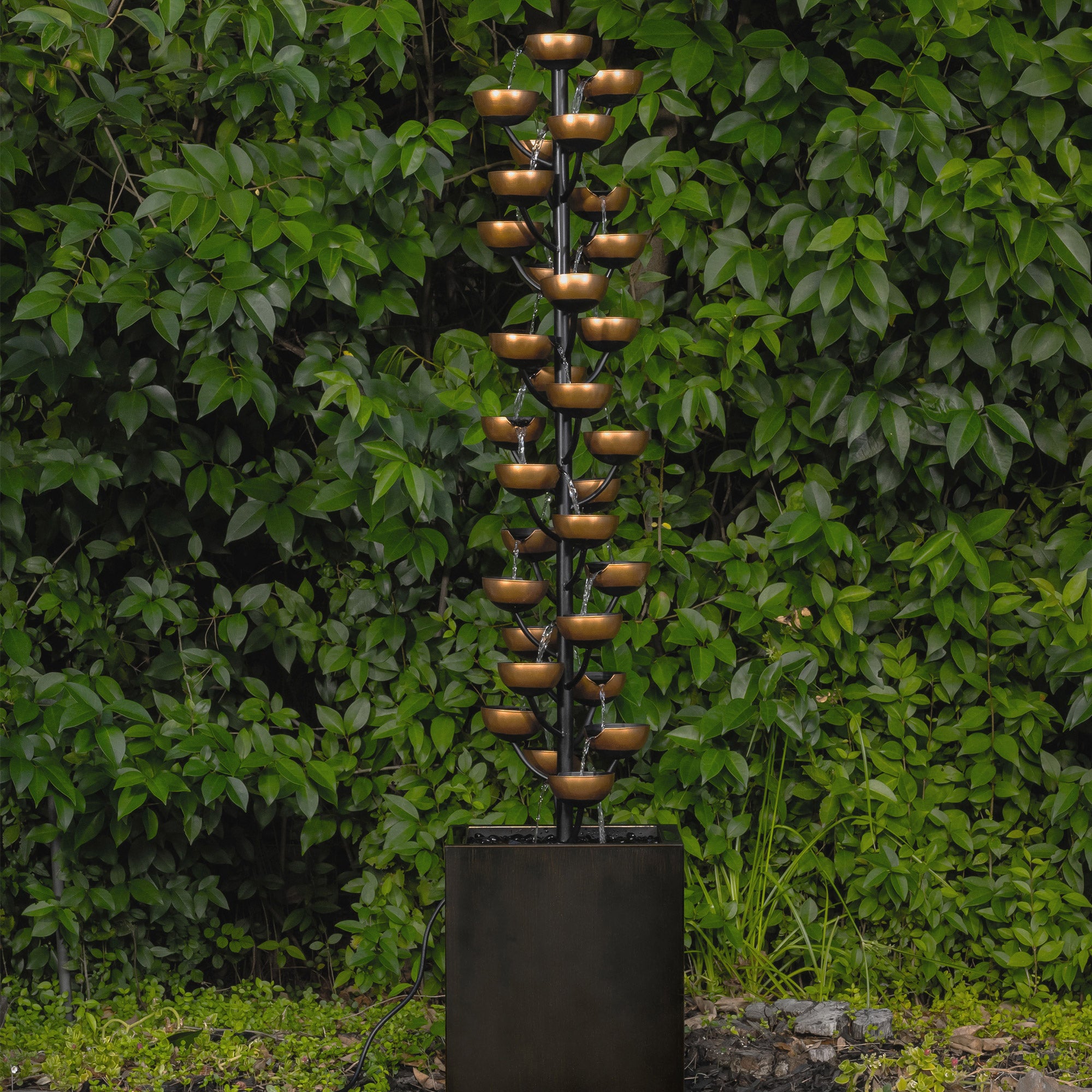 BOND BLOOMINGTON CASCADING CUP FOUNTAIN