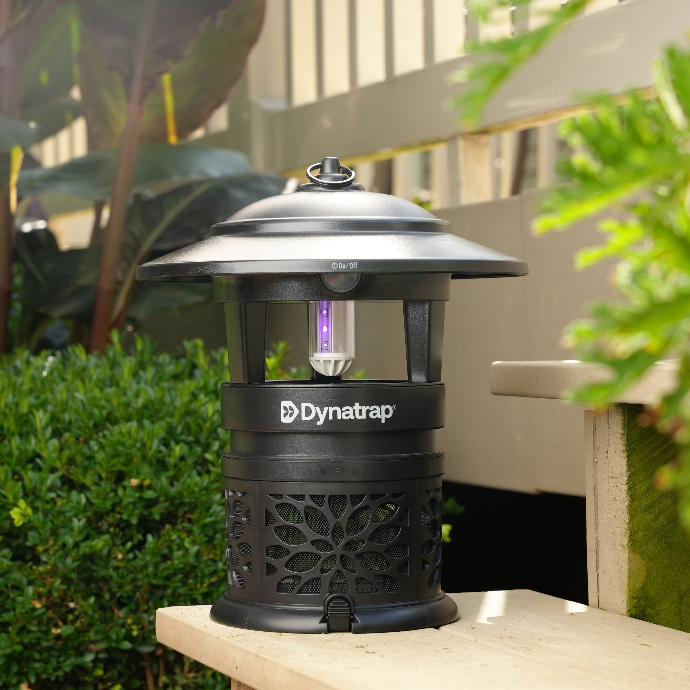 DYNATRAP 1/2 ACRE INSECT TRAP W/ LED BULB - Thumbnail 2
