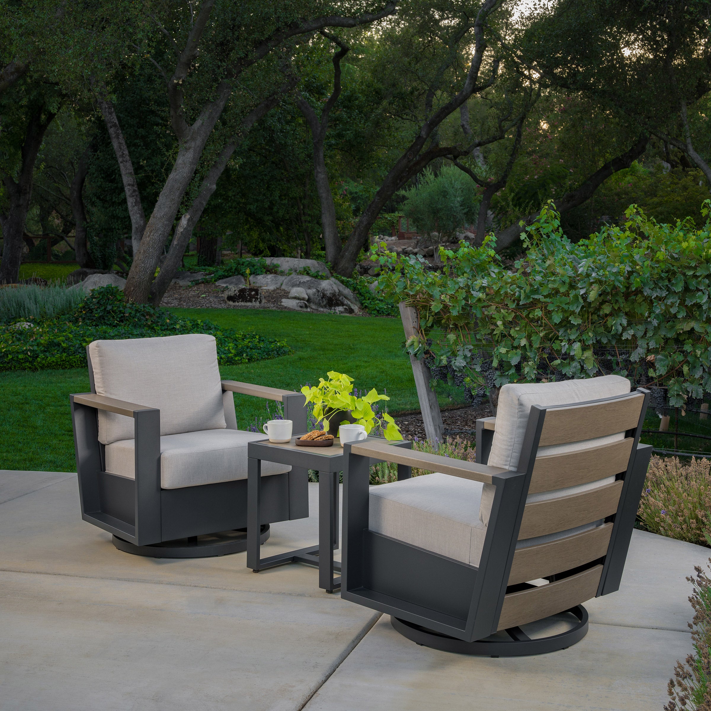 SUNVILLA ARCHER 3PC SEATING SET - Thumbnail 2