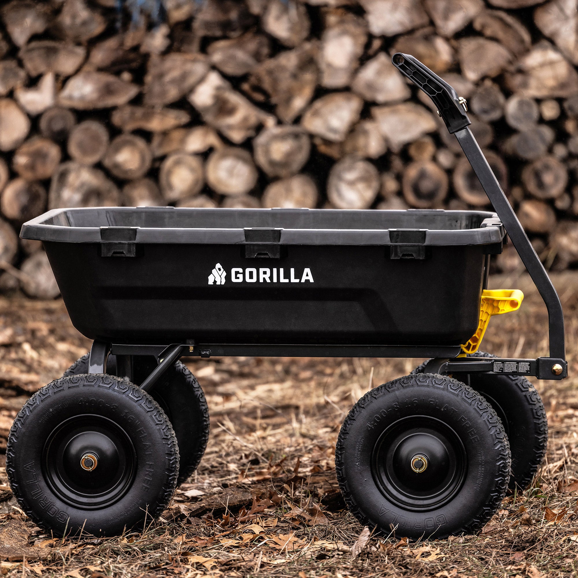 GORILLA 9 CU FT DUMP CART 16¨ FLAT FREE TIRES