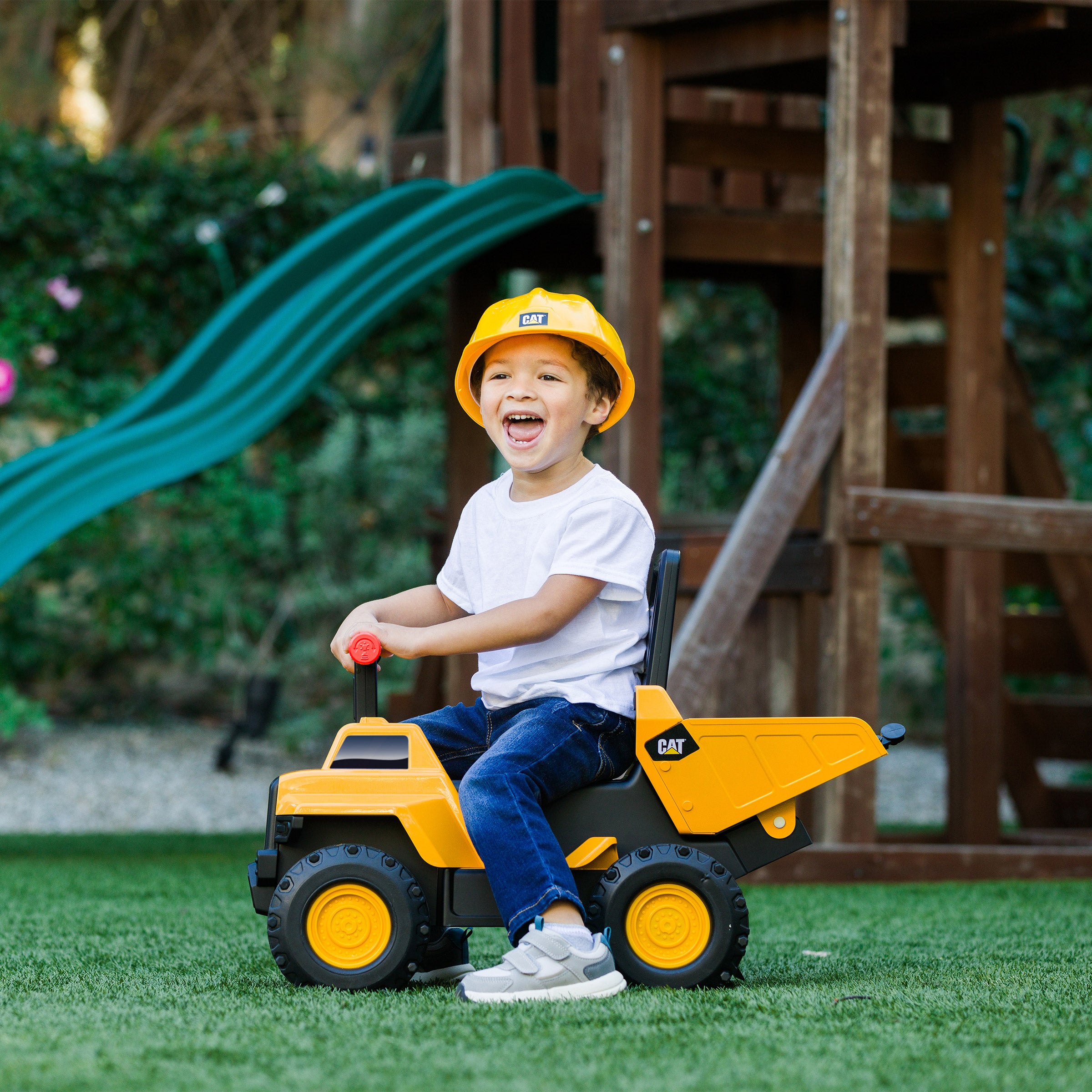 CAT PLAY AND RIDE DUMP TRUCK - Thumbnail 7