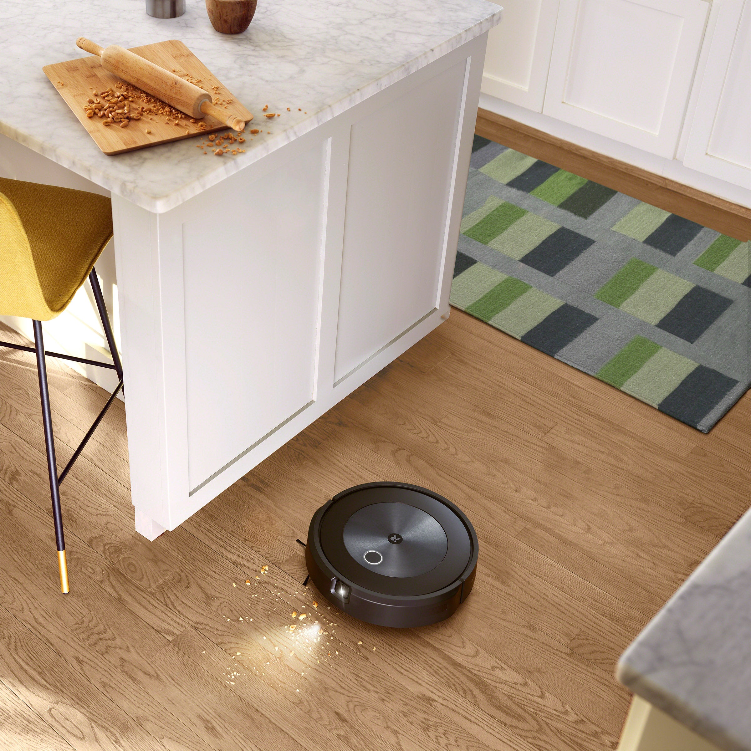 IROBOT ROOMBA J6 ROBOT VACUUM WITH DOCK ^ - Thumbnail 6