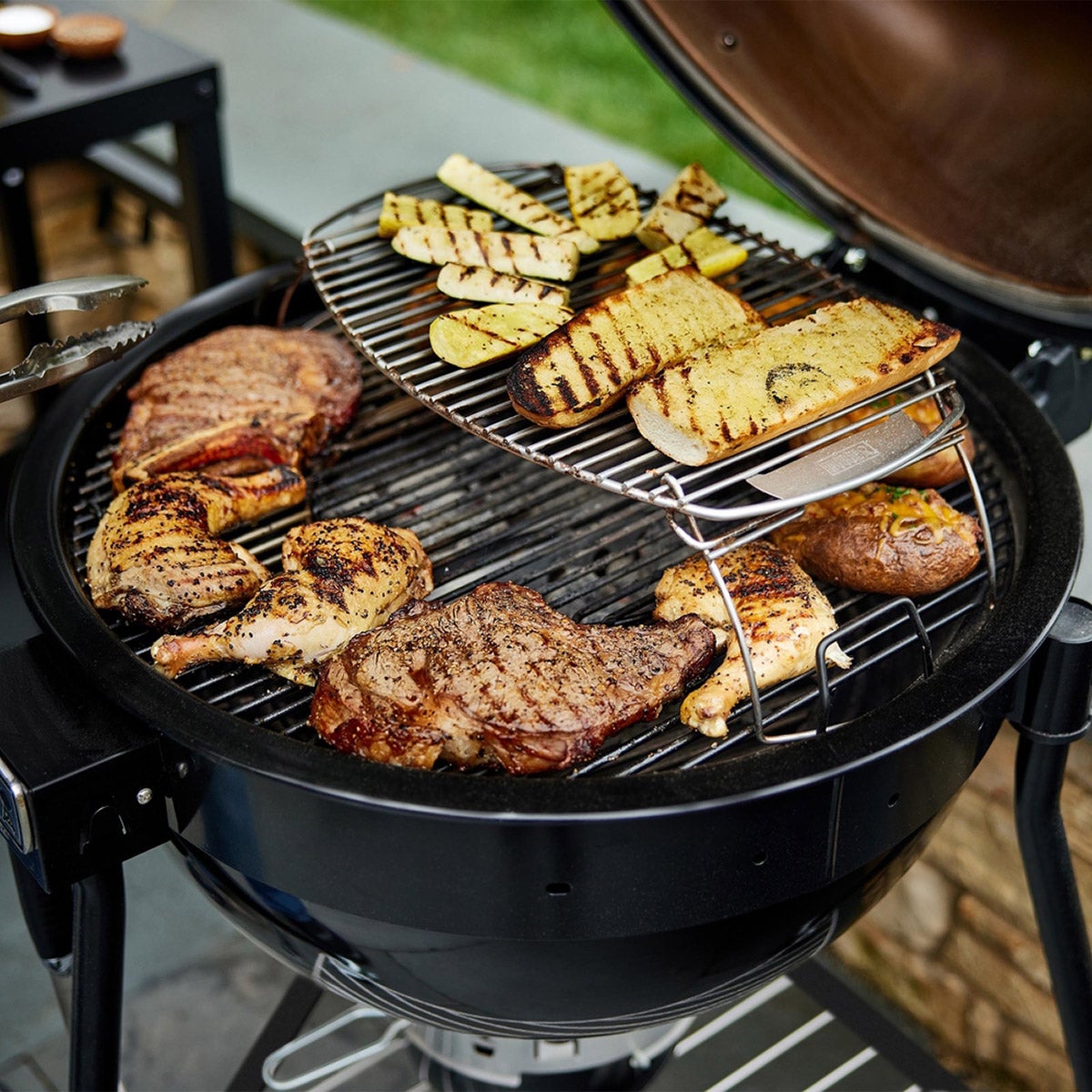 WEBER KAMADO E6 CHARCOAL GRILL - Thumbnail 2