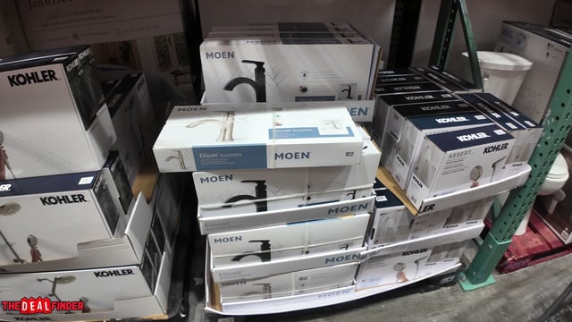 Moen Ellicott Single Hole Bathroom Faucet