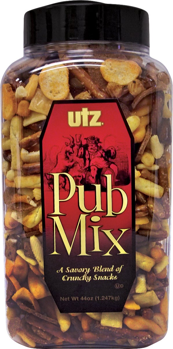 Utz Pub Mix, 44 oz