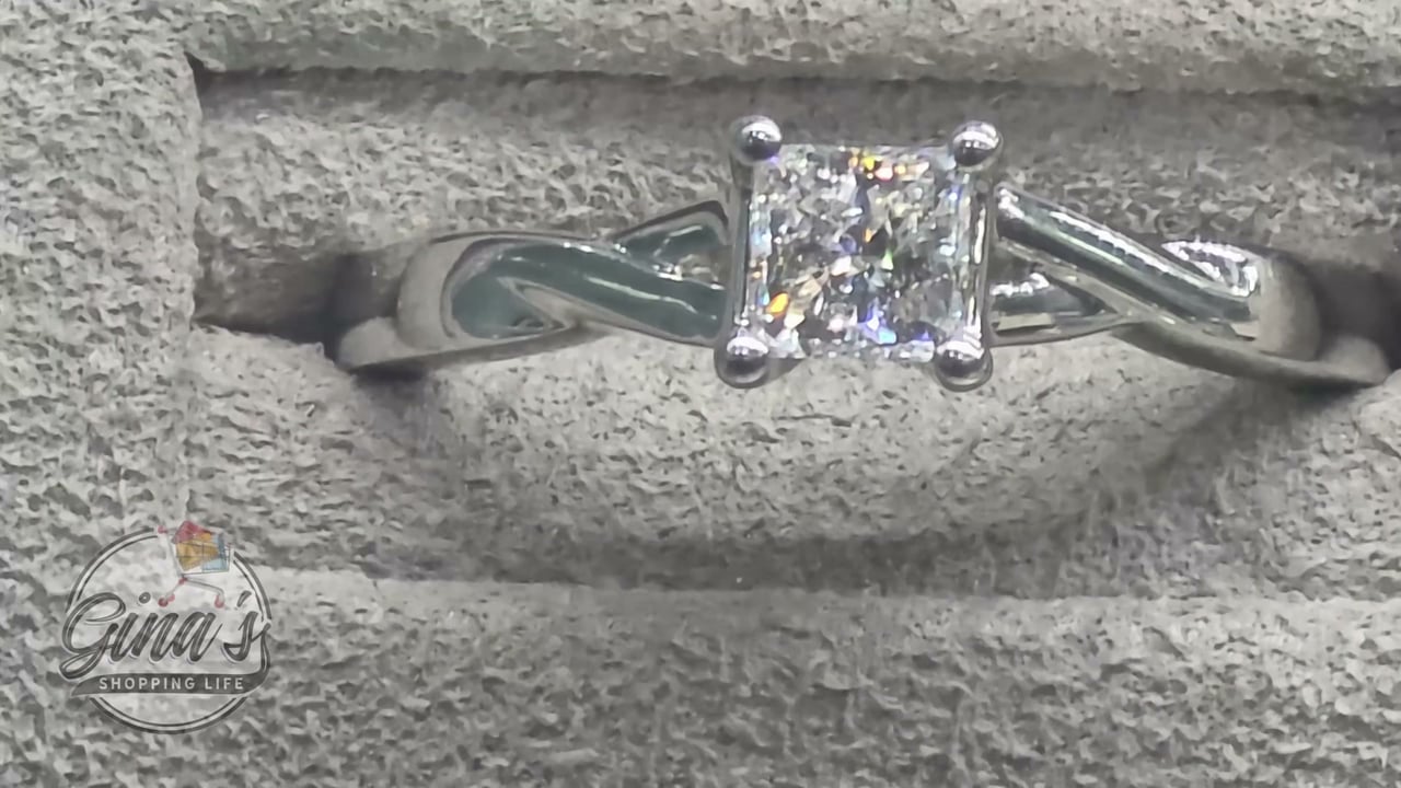 Platinum VS2 G 0.50ct Princess Cut Diamond Solitaire Ring