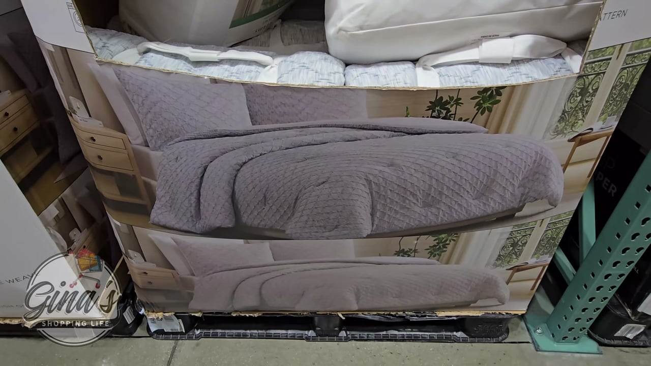 Jennifer Adams Yarn Dyed Comforter Set, 3-Piece Queen