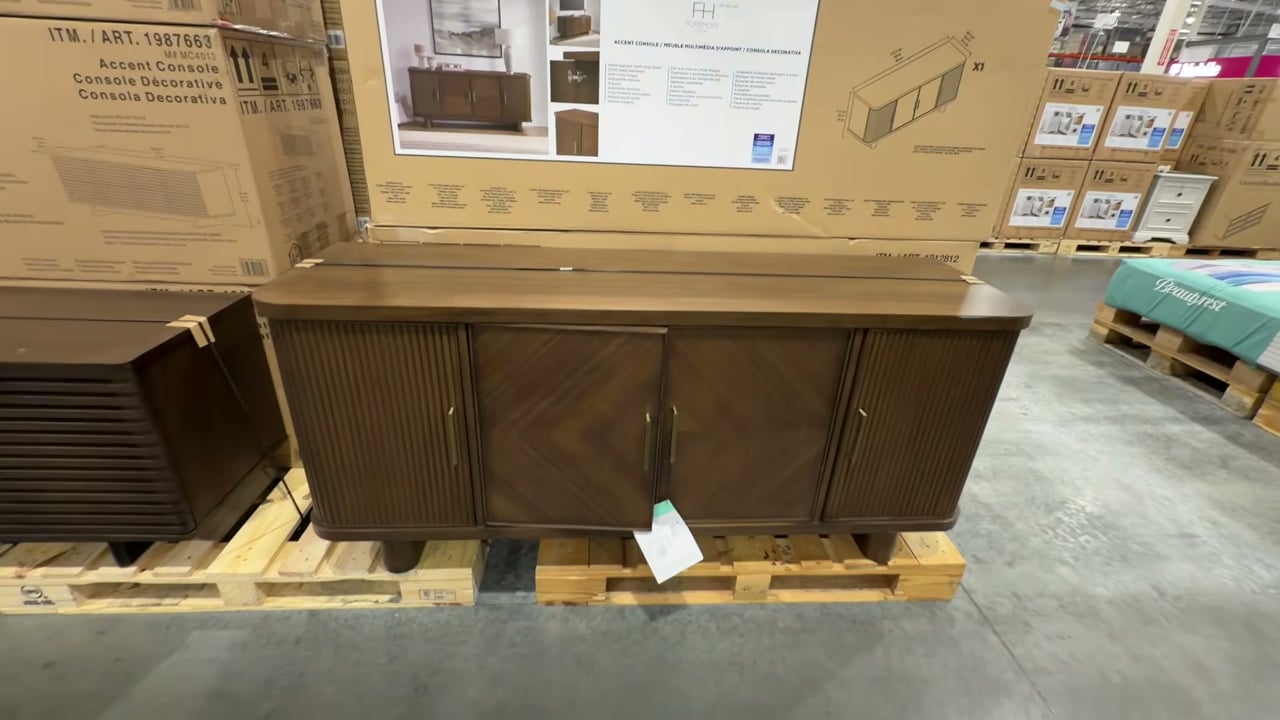 Classic Furniture Connor 72" Accent Console