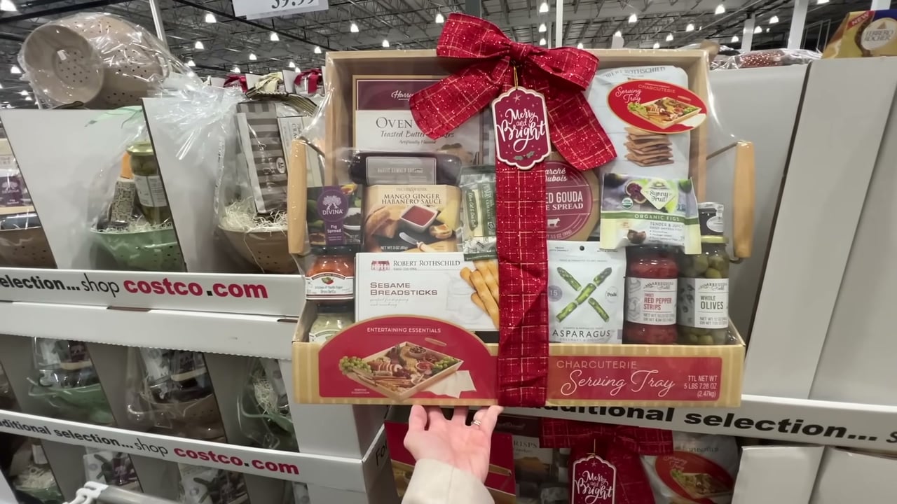 DesignPac Seasonal Celebrations Tray 87.28 oz (#1957575) - $65.49
