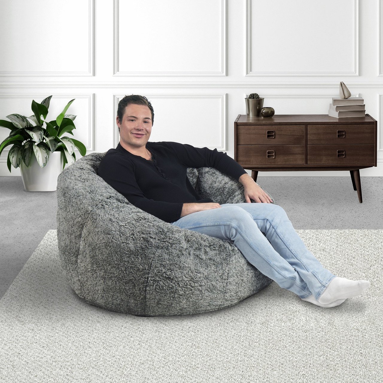 Lounge & Co. Donut Chair - Image 1