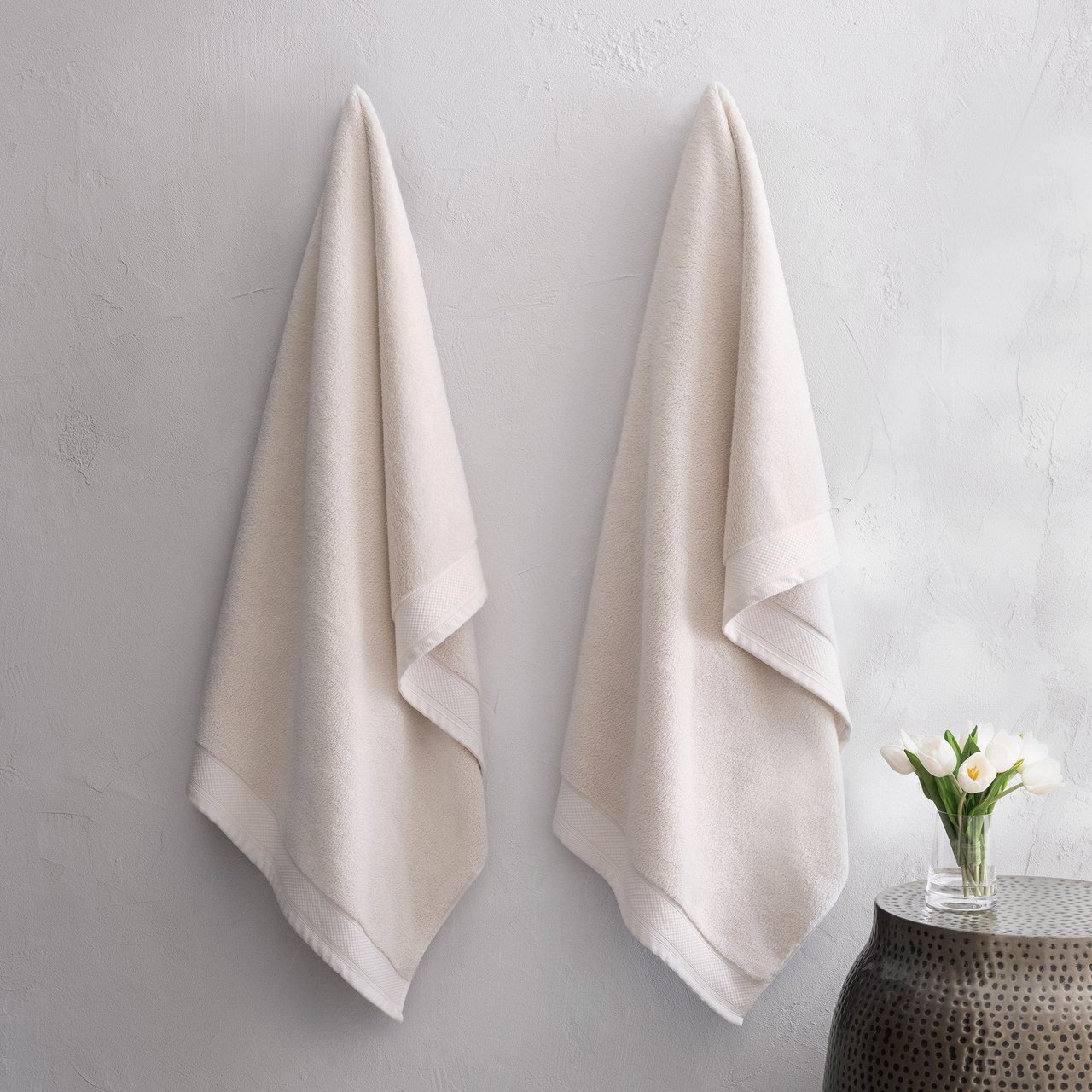 Welspun Egyptian Cotton Bath Towel in Cream (Online Only) - Image 1