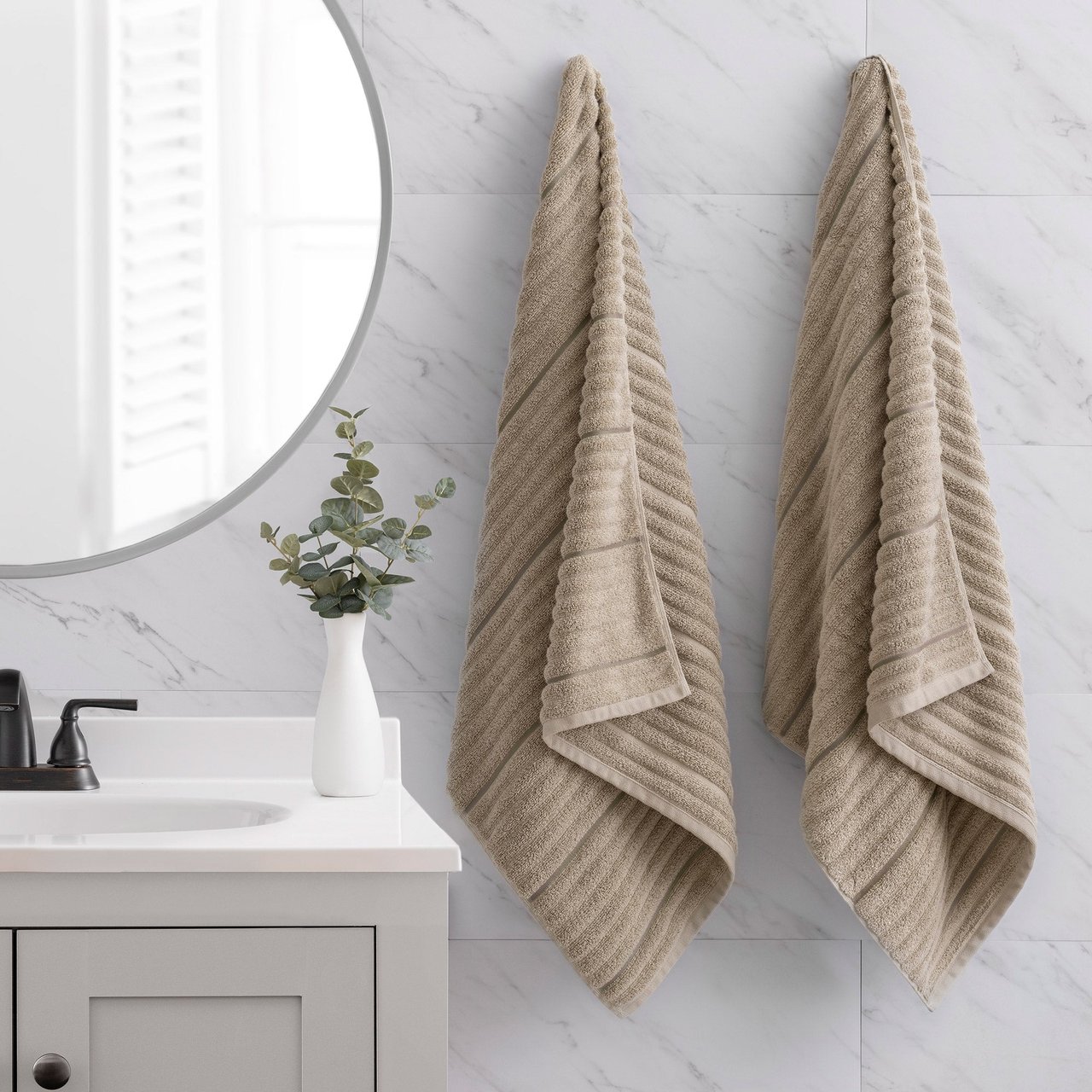 WelHome Bumpy Rib Bath Towel, 2-Pack (Taupe) - Image 1