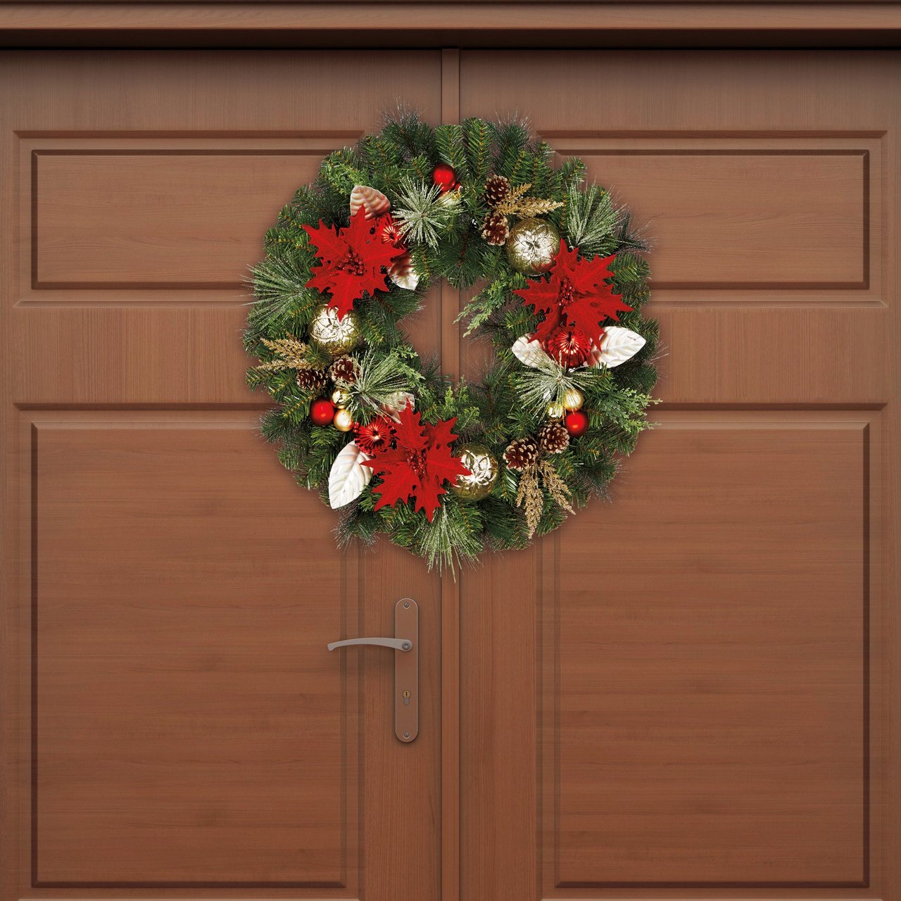 30" Decorated Wreath - Image 1