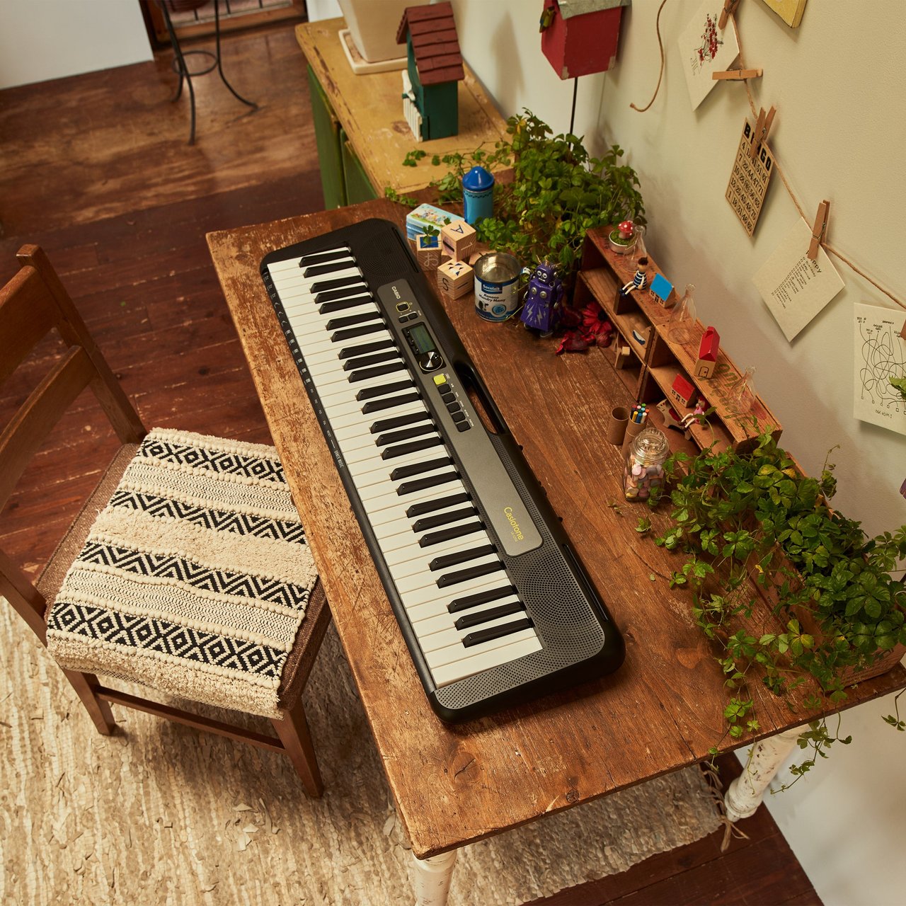 Casio 61-Key Portable Keyboard Bundle - Image 1