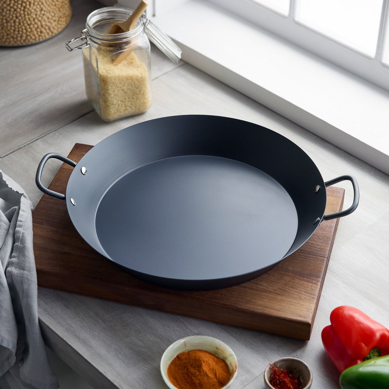 GreenPan Carbon Steel 15" Paella Pan - Image 1